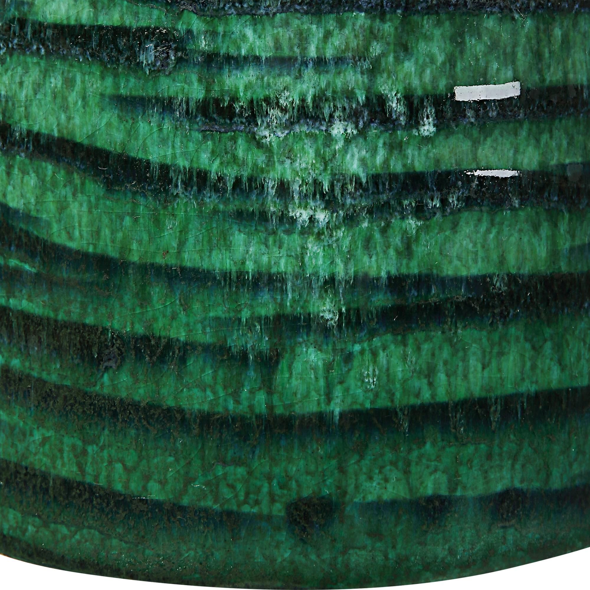 Shown in Emerald Green finish and Round Drum Hardback shade
