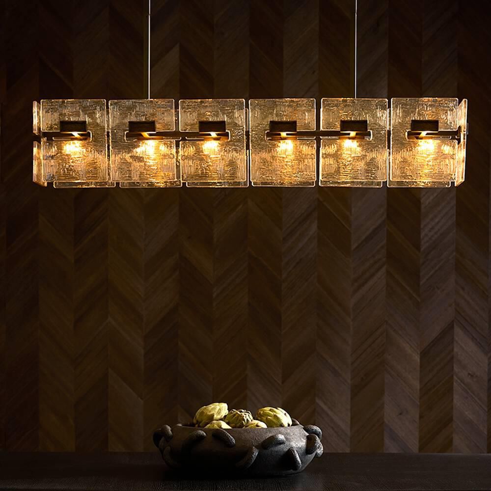 Shown in Molten Umber and English Bronze finish