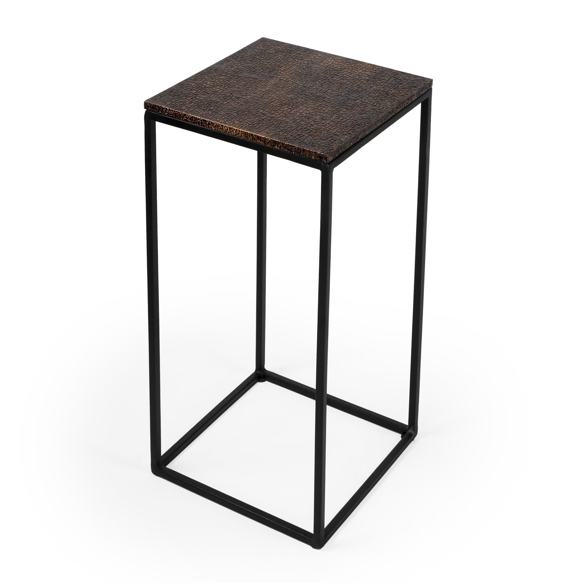 Lacrossa End Table,