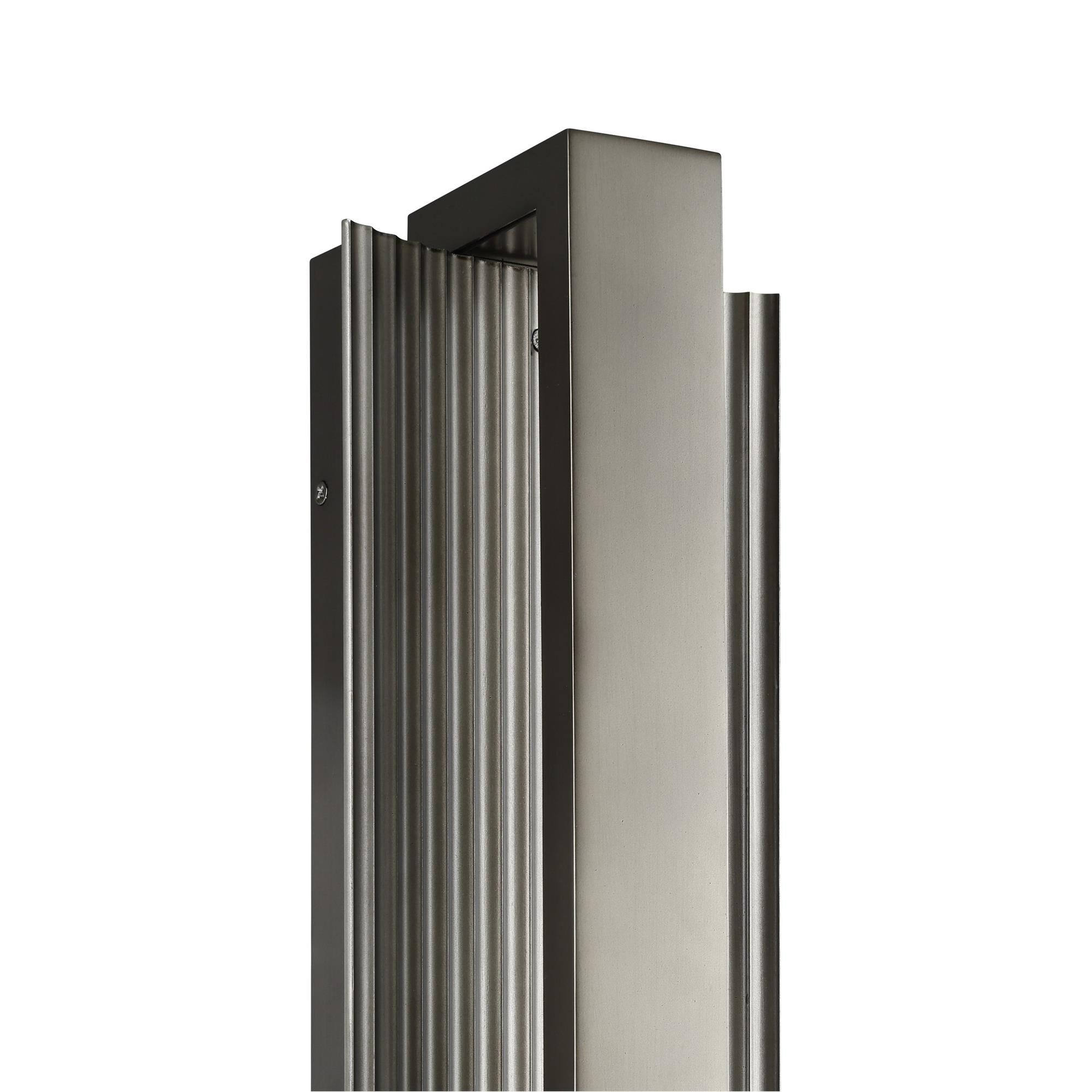 Shown in Forged Bronze finish and Clear Polycarbonate glass