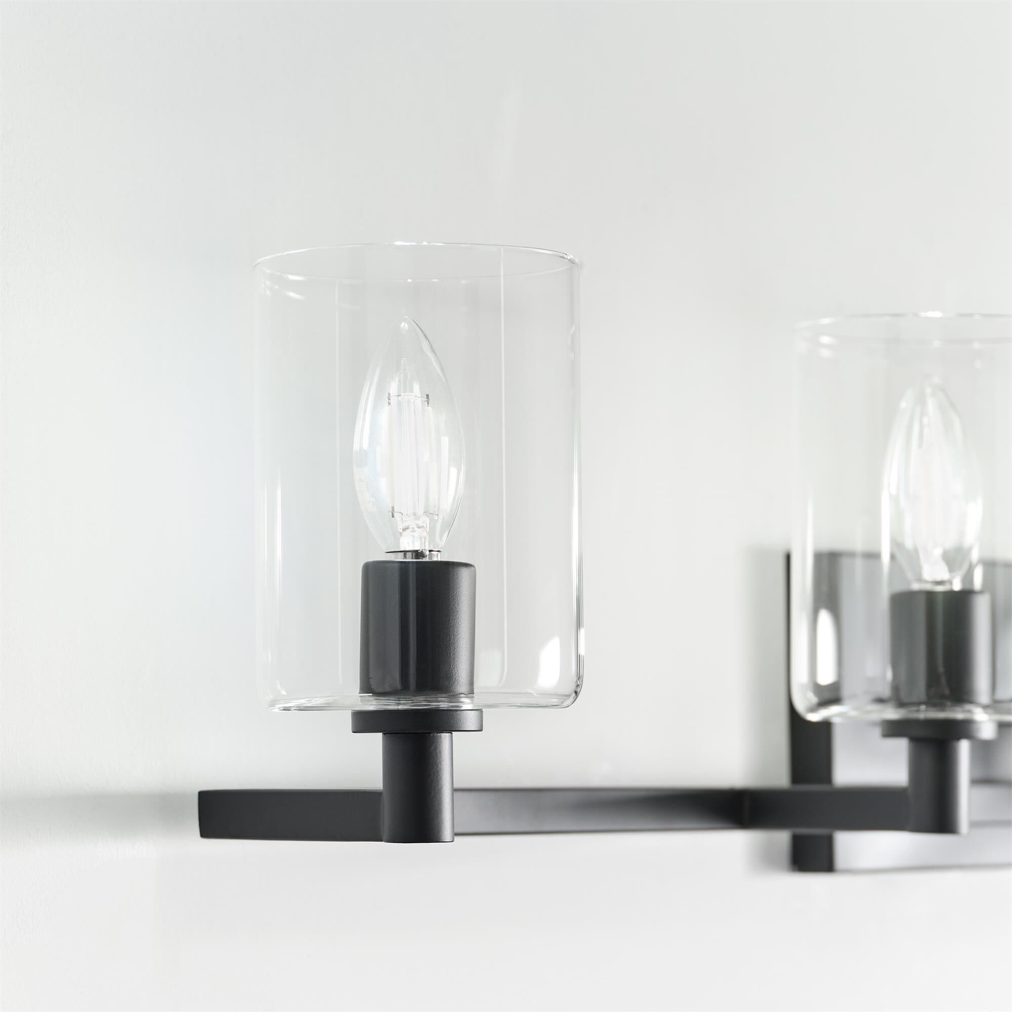 Shown in Midnight Black finish and Clear glass