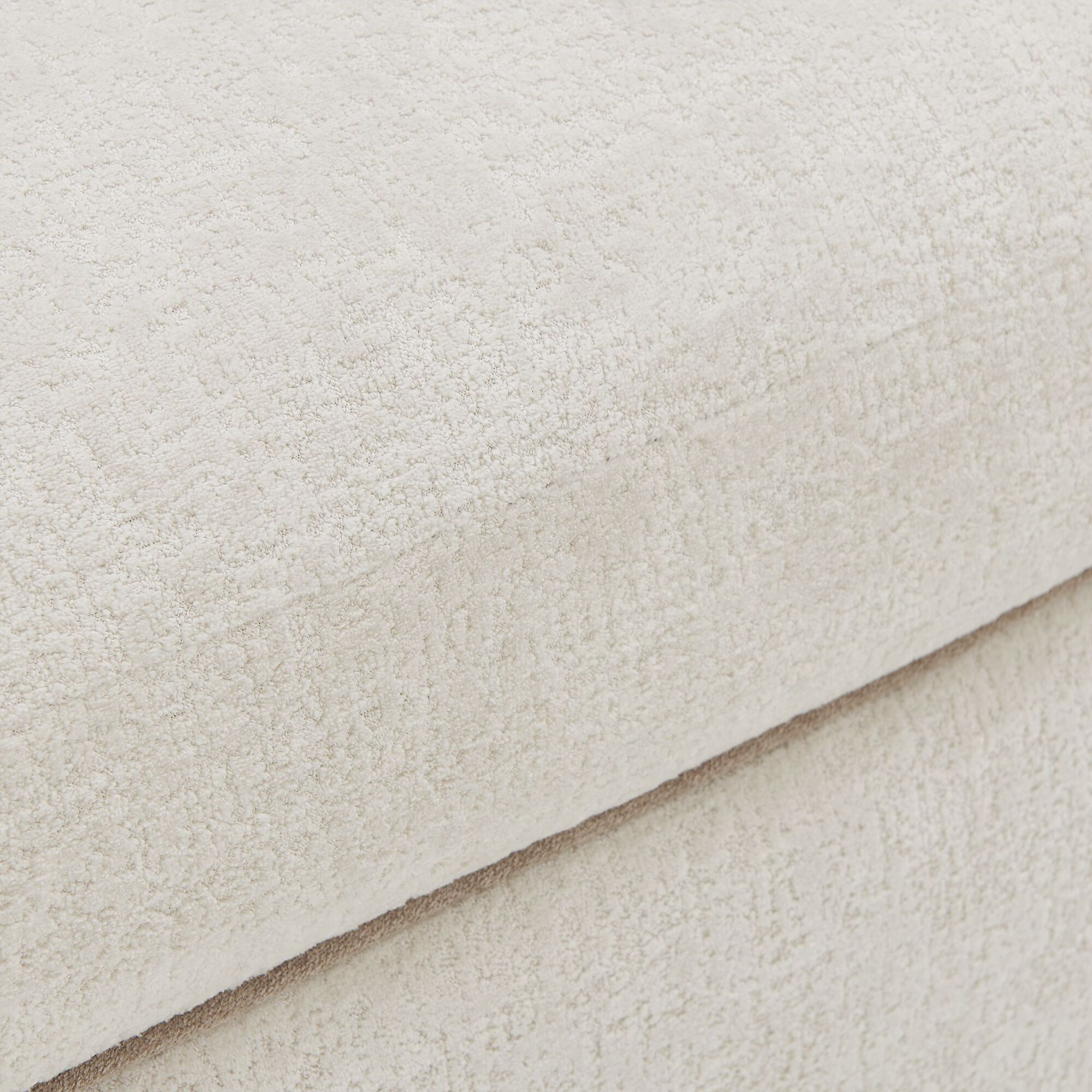 Vega Accent Chair,