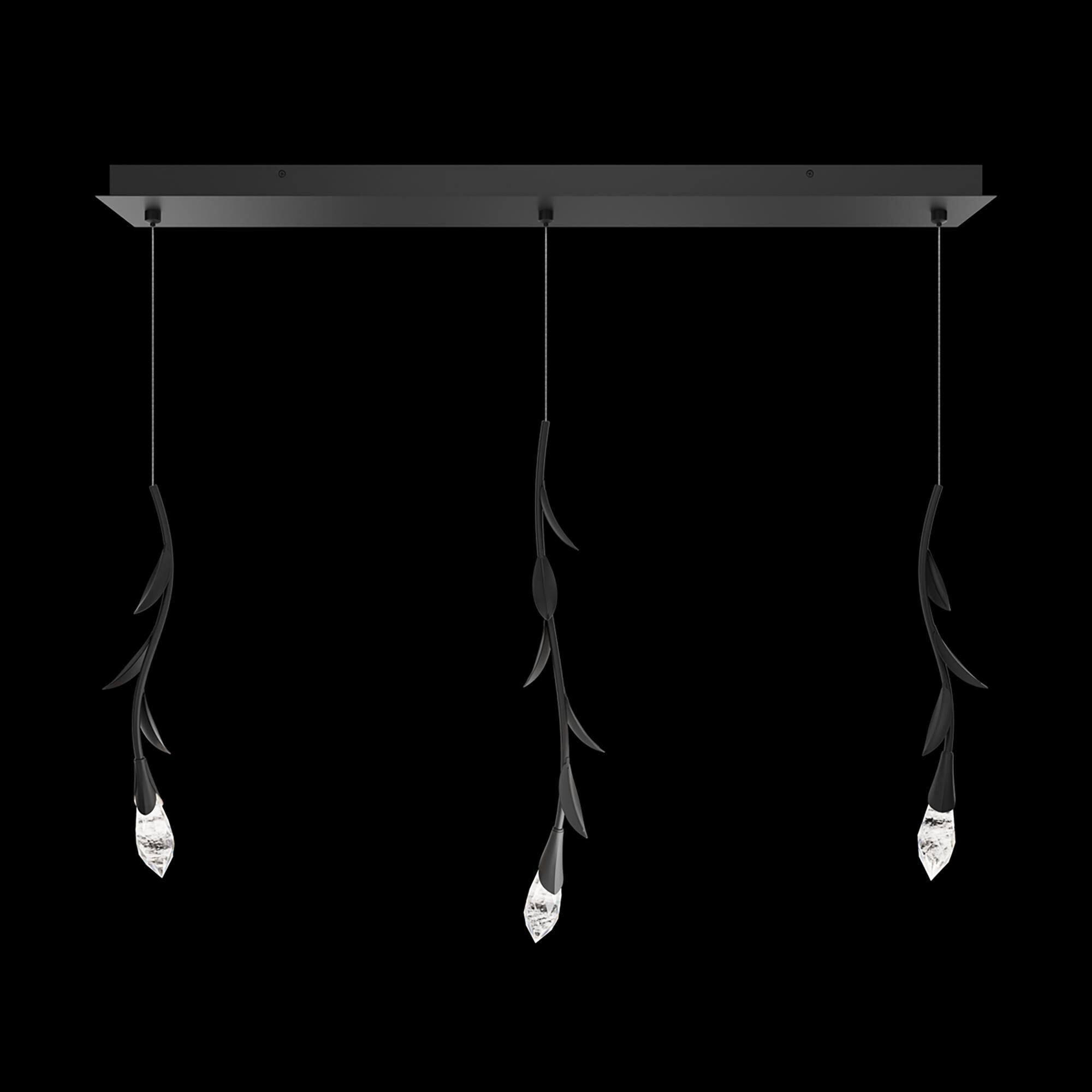 Shown in Black finish and Optic Haze crystal