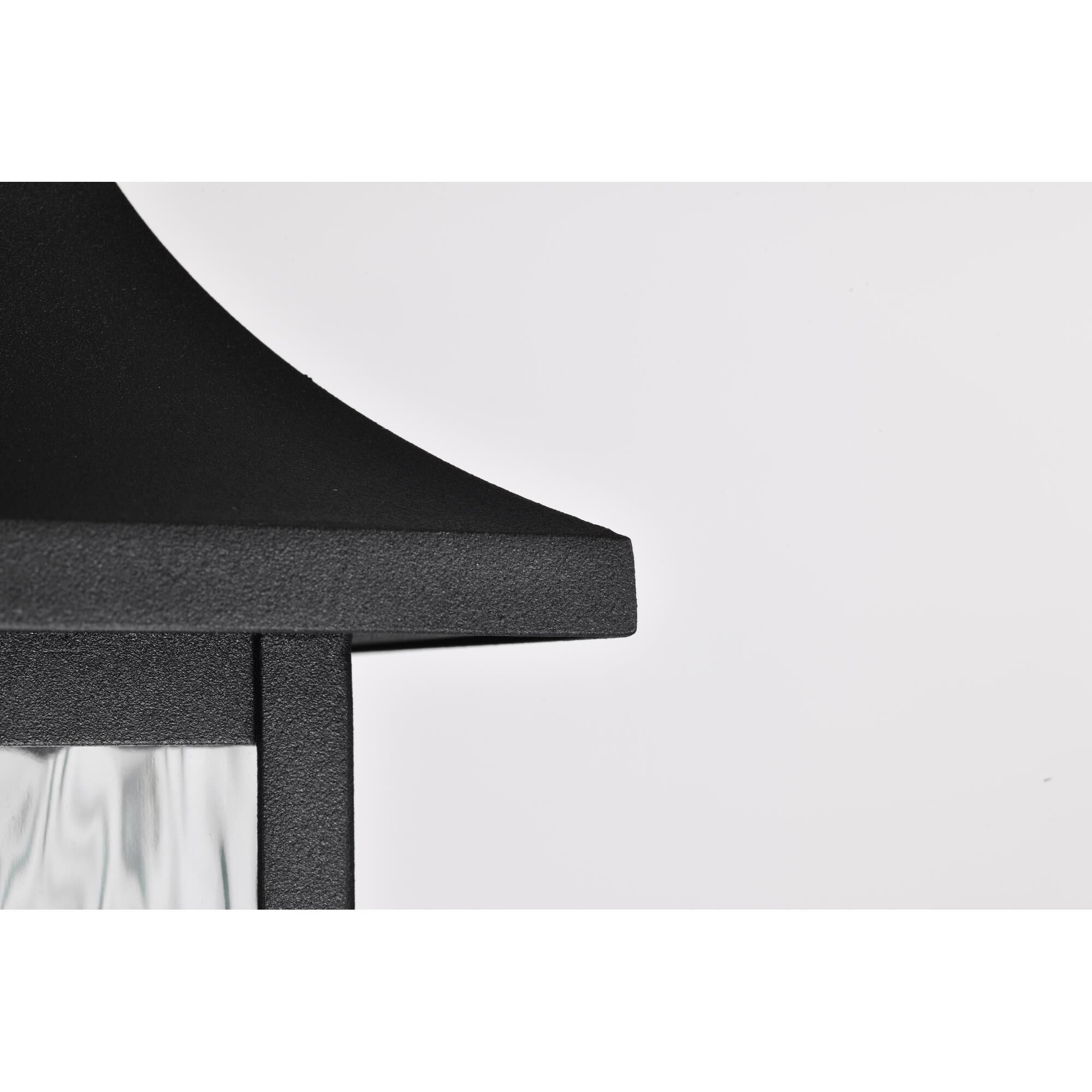 Shown in Matte Black finish and Clear Water glass