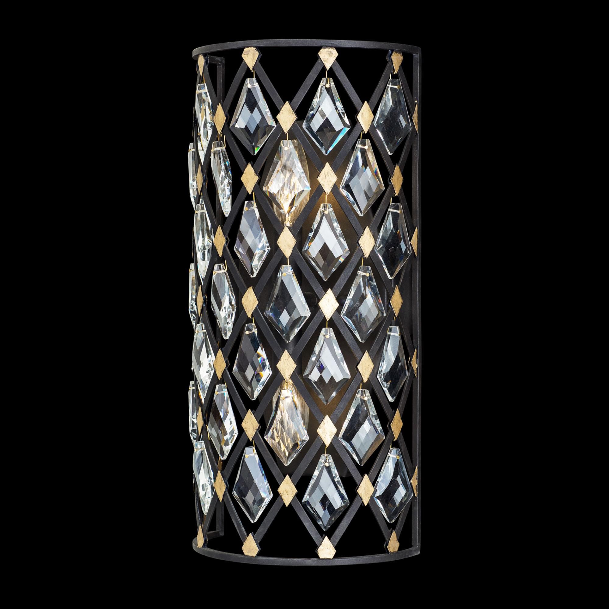 Windsor 17 Inch Wall Sconce by Varaluz