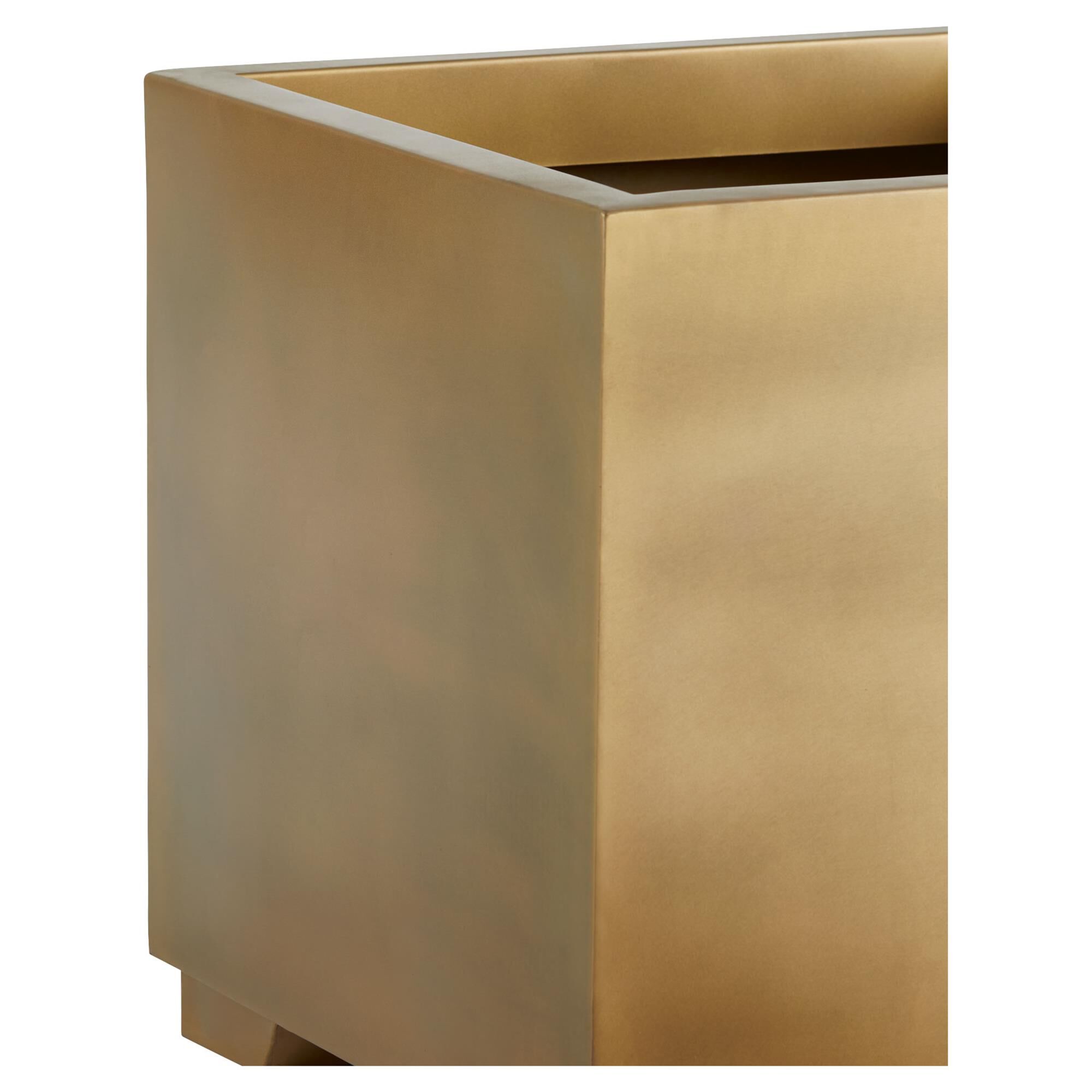 Aster Planter by Cyan Designs