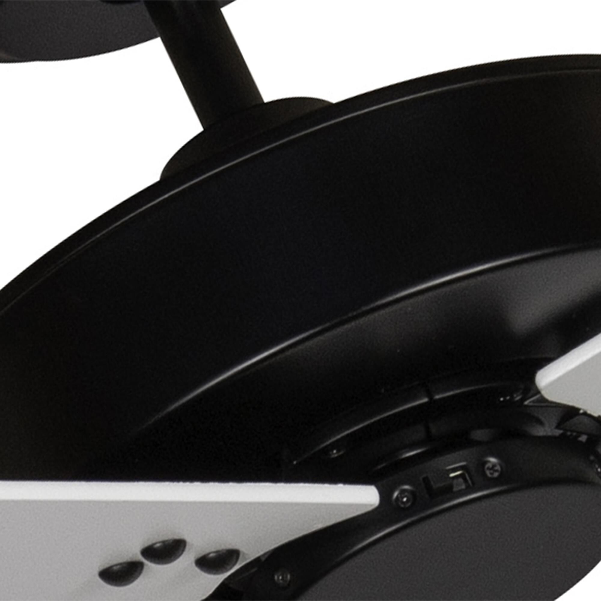 Shown in Barbeque Black finish