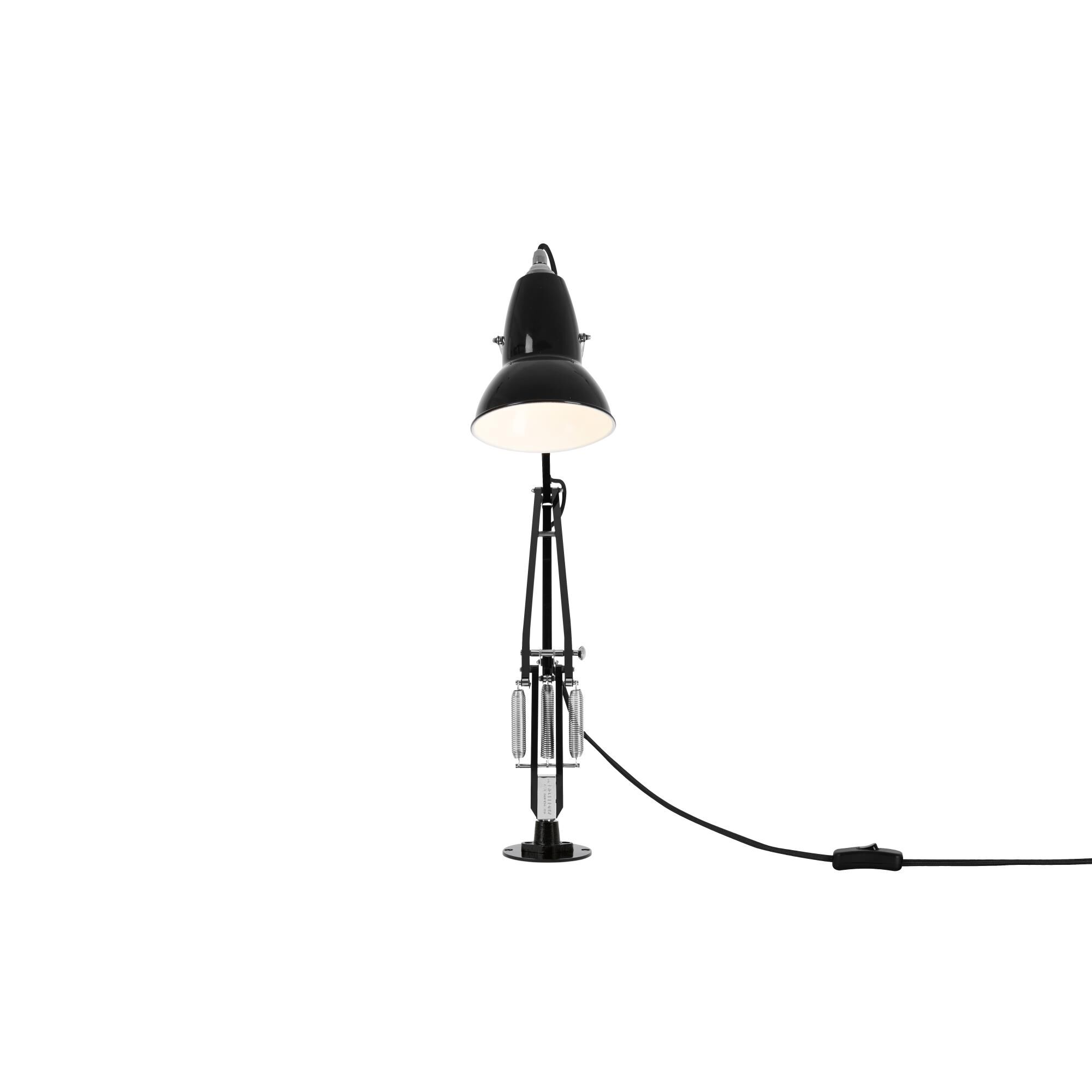 Shown in Jet Black finish and Aluminum shade