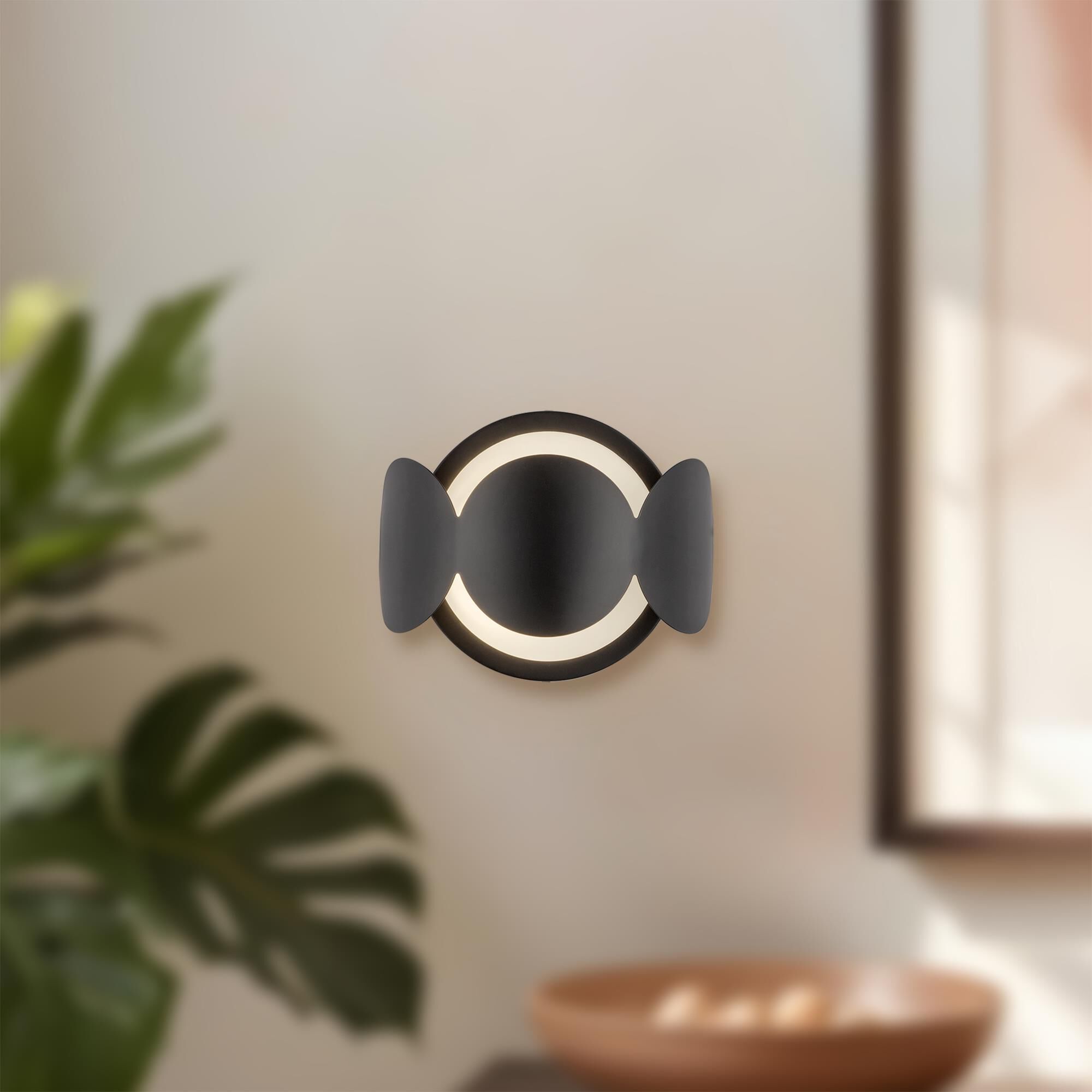 Hae Jung Roe Ciel Small Wall Sconce,