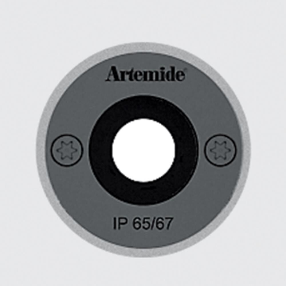 Shown in Stainless Steel finish