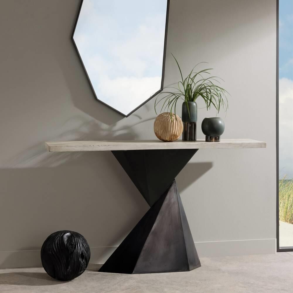 Shown in Forest Reactive finish