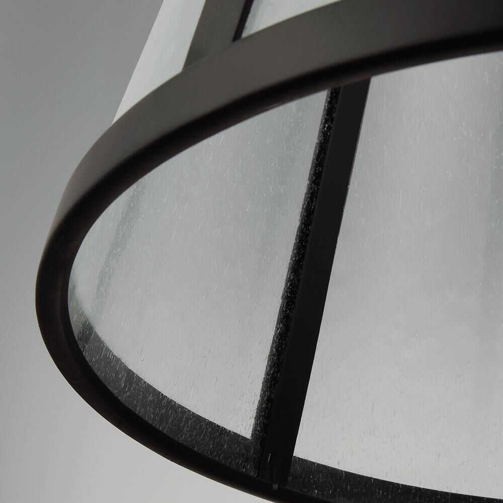 Shown in Oil Rubbed Bronze finish and Clear Seeded Panels glass