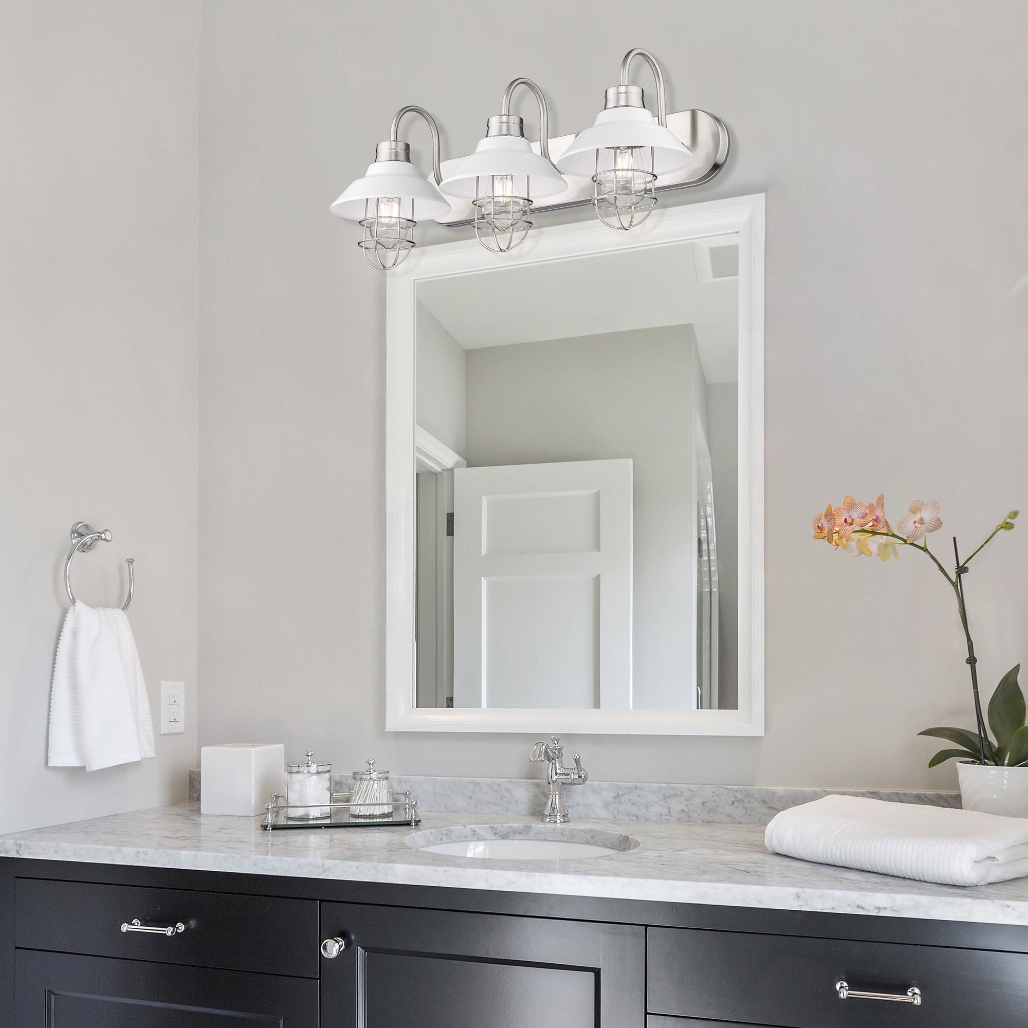 Shown in Pewter finish and Matte White glass