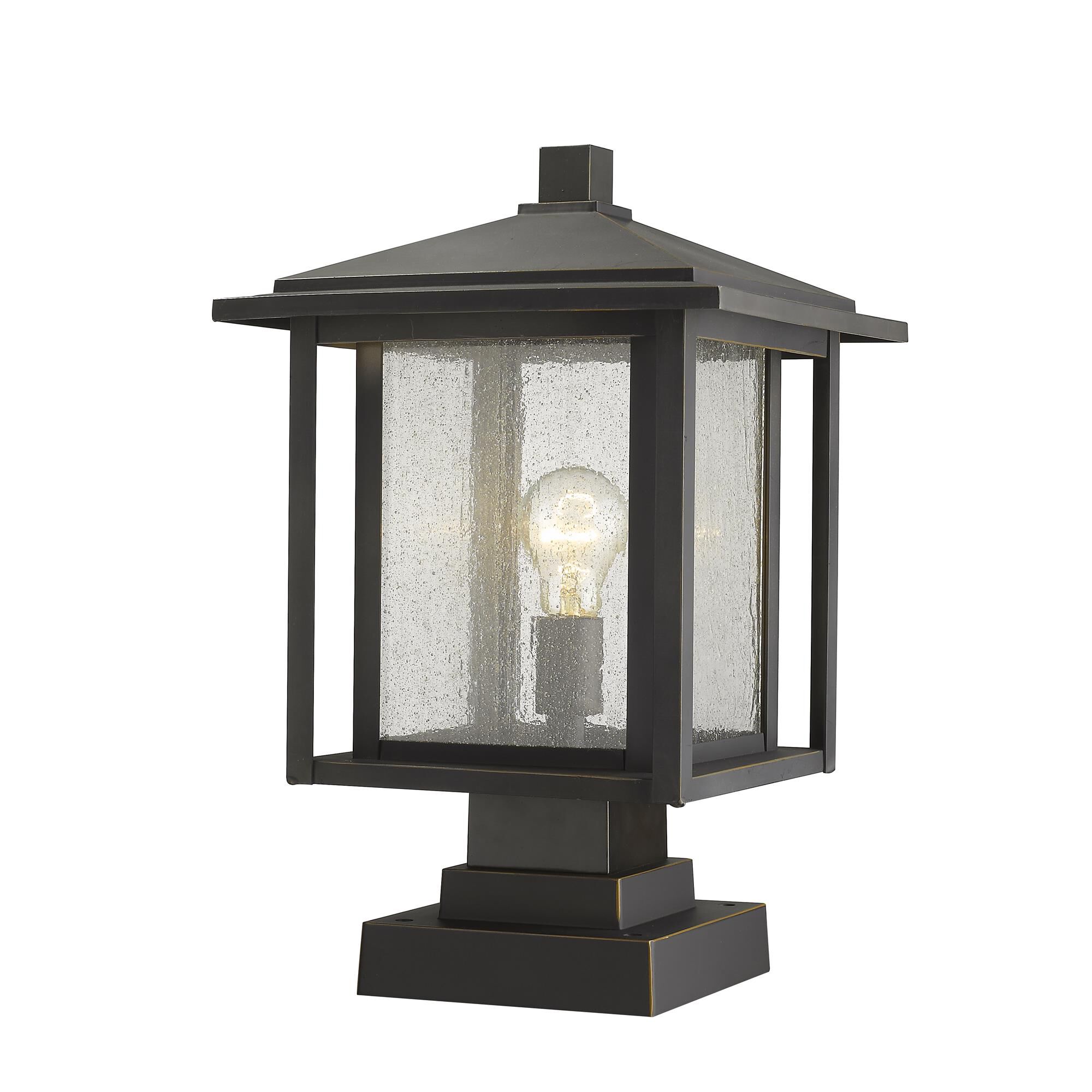 Shown in Oil Rubbed Bronze finish and Glass shade