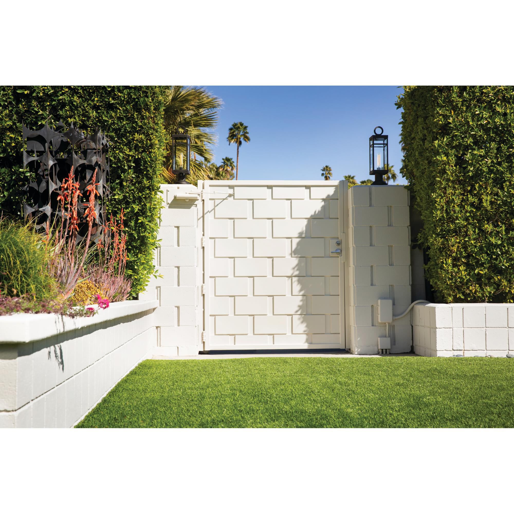 Hinkley Lighting Porter 22 Inch Tall Outdoor Post Lamp