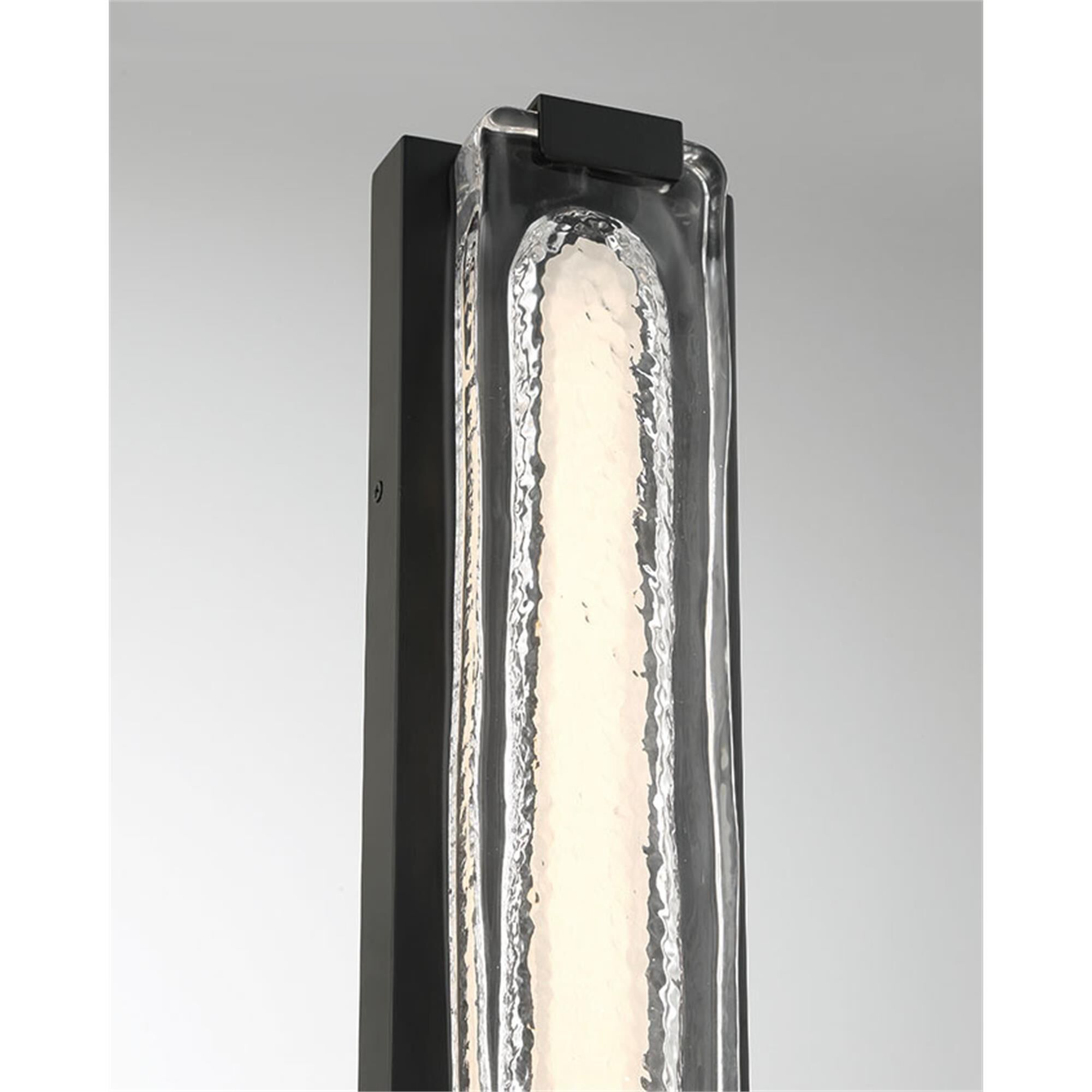Shown in Matte Black finish and Clear glass