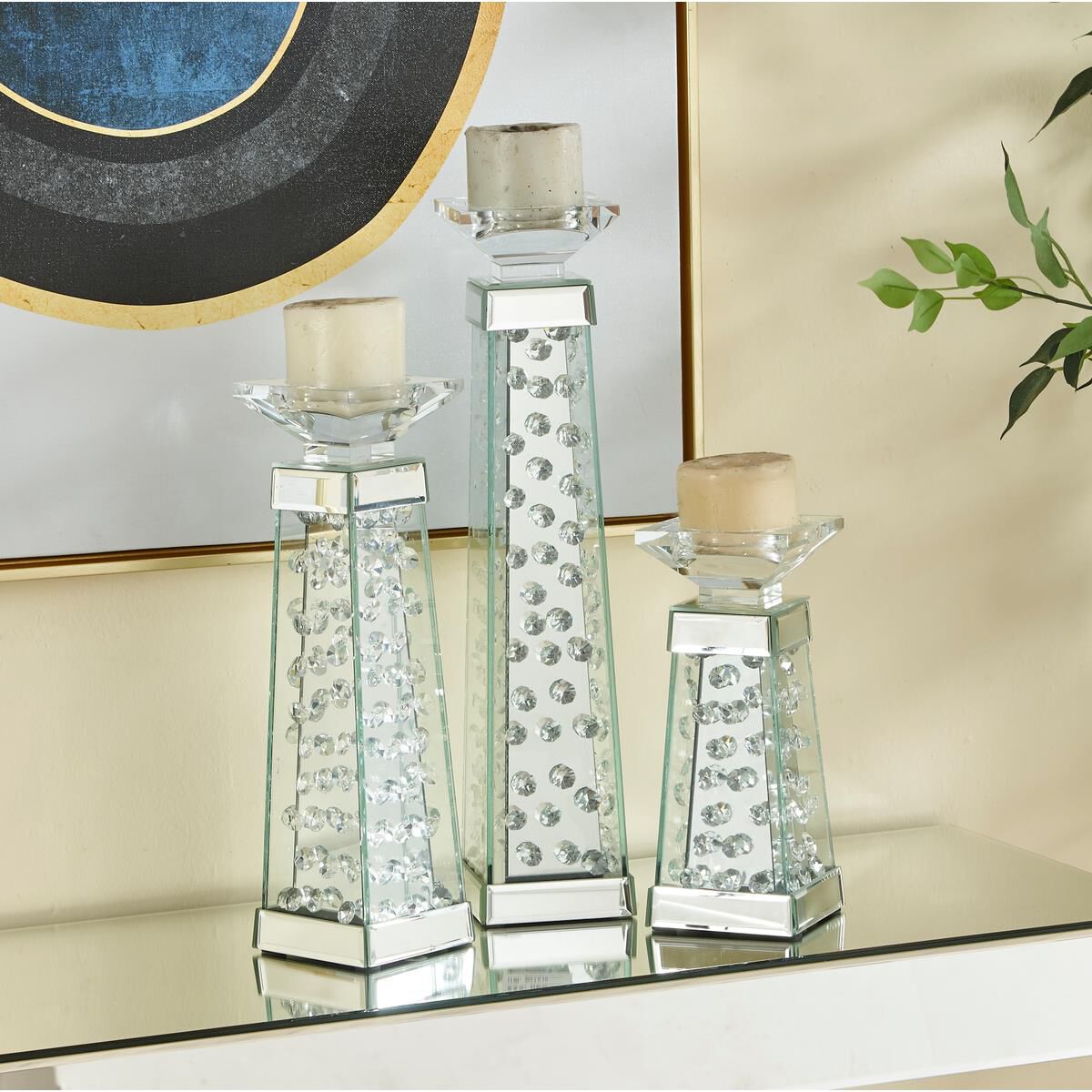 Shown in Clear finish