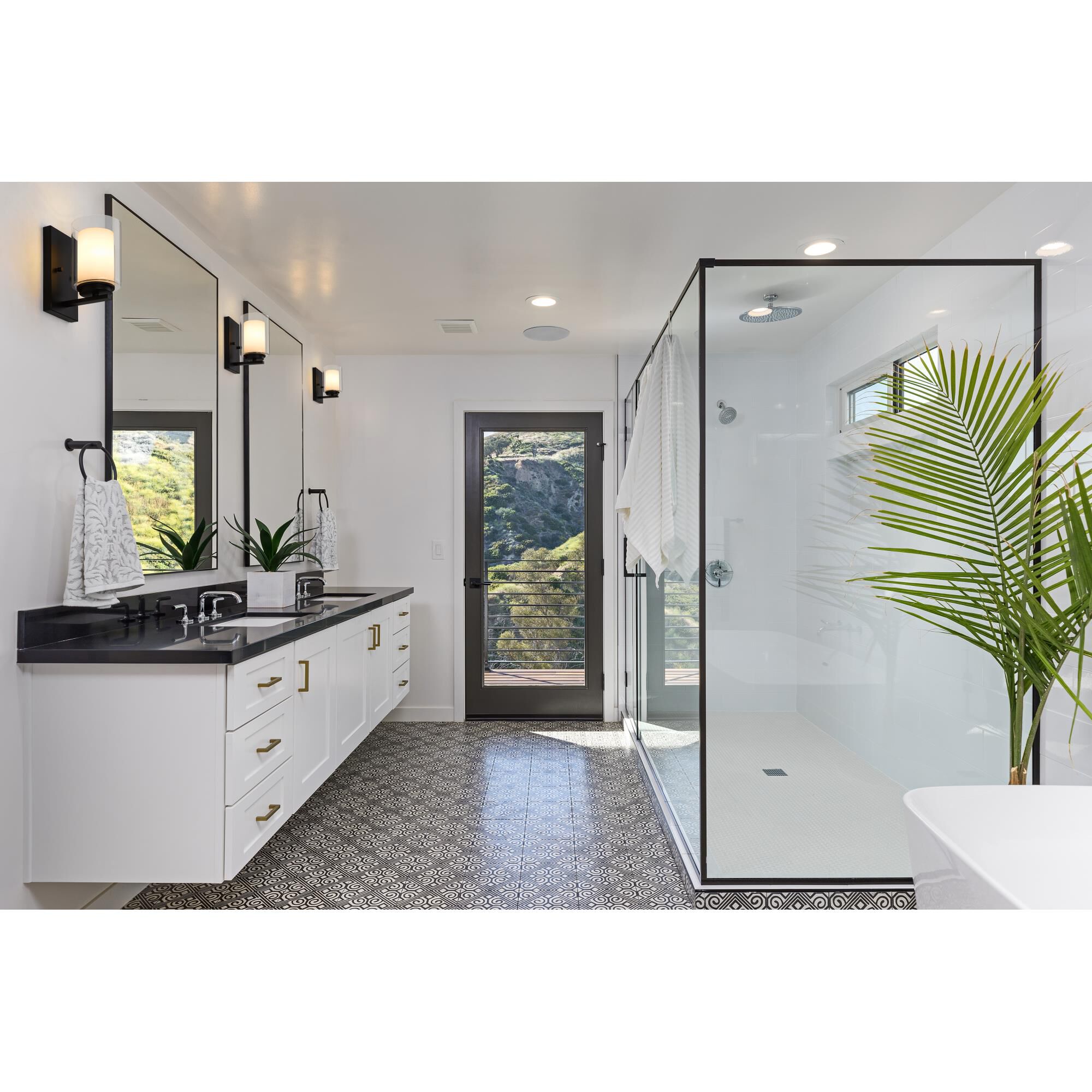 Shown in Matte Black finish and Glass shade