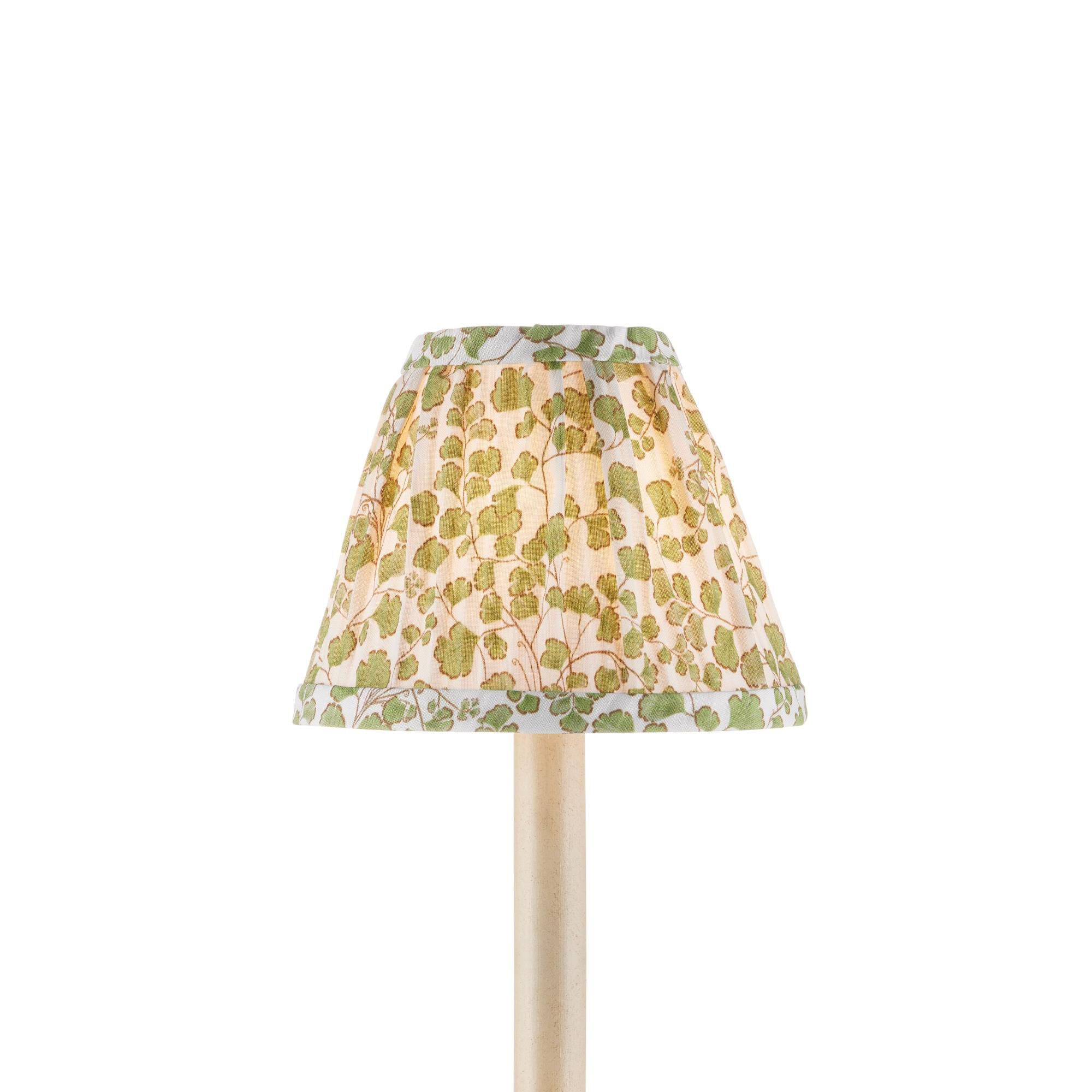 Shown in Green and Ivory finish