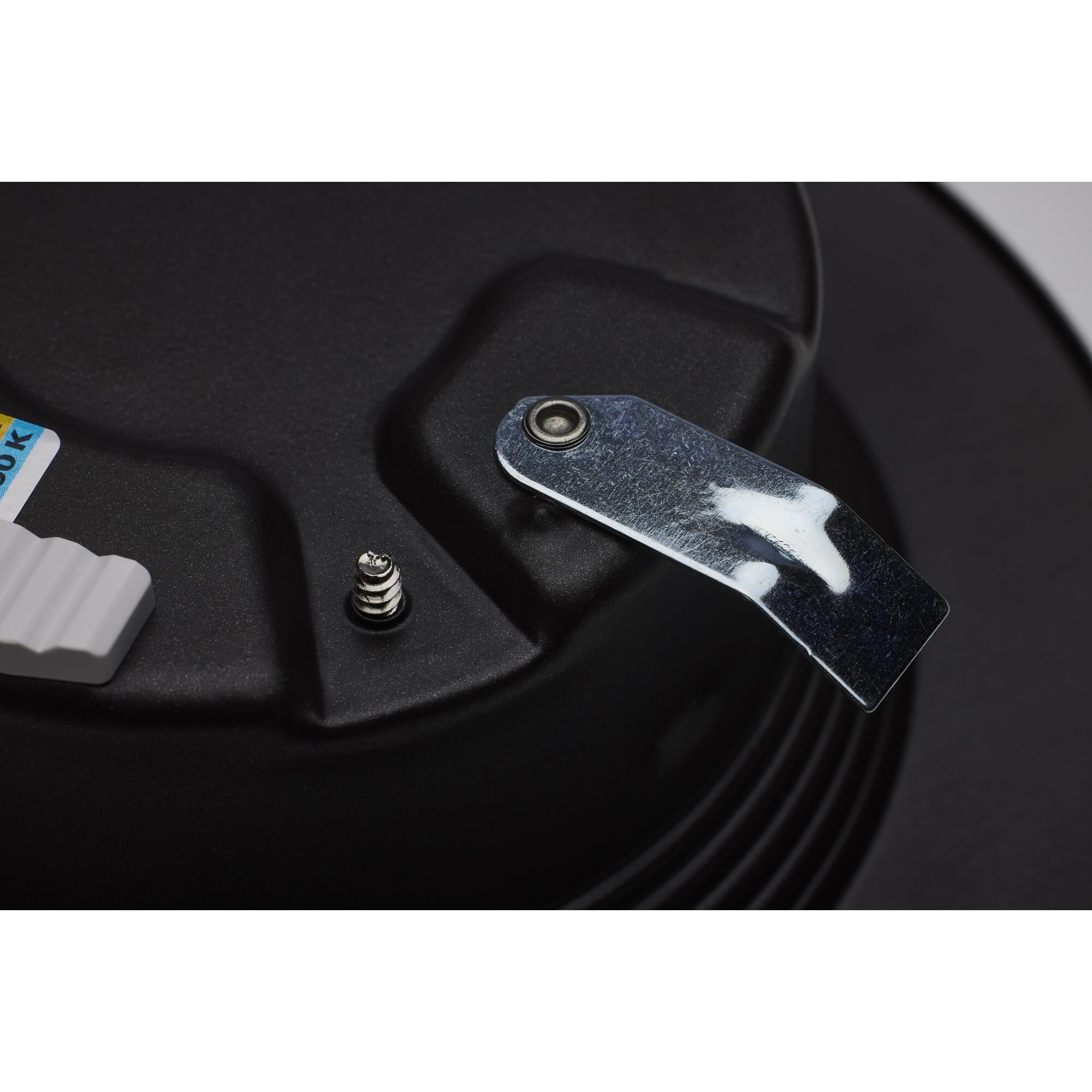 5 Inch LED Recessed Lighting Trim by Satco