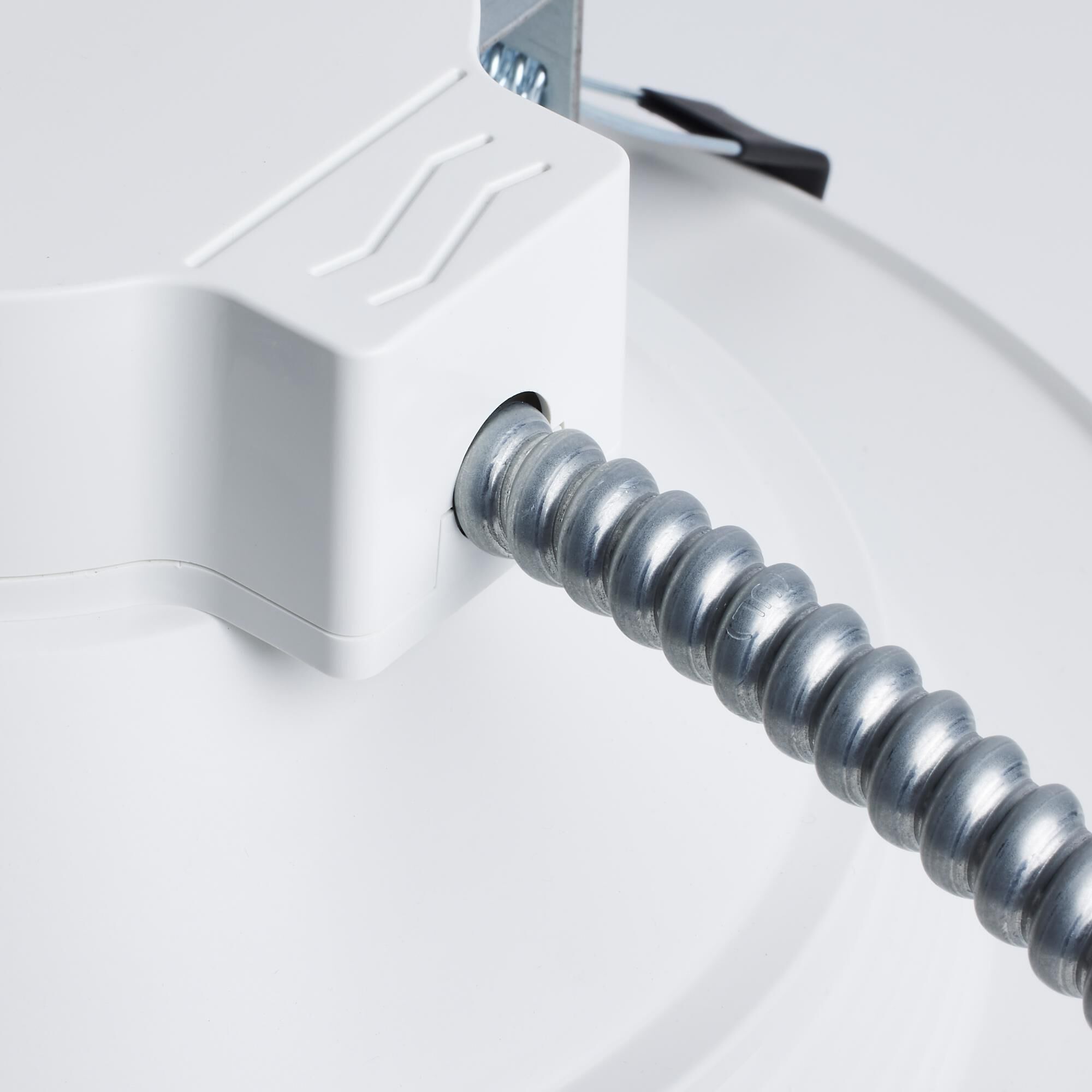 11 Inch LED 90 Degree Recessed Lighting Trim by Satco