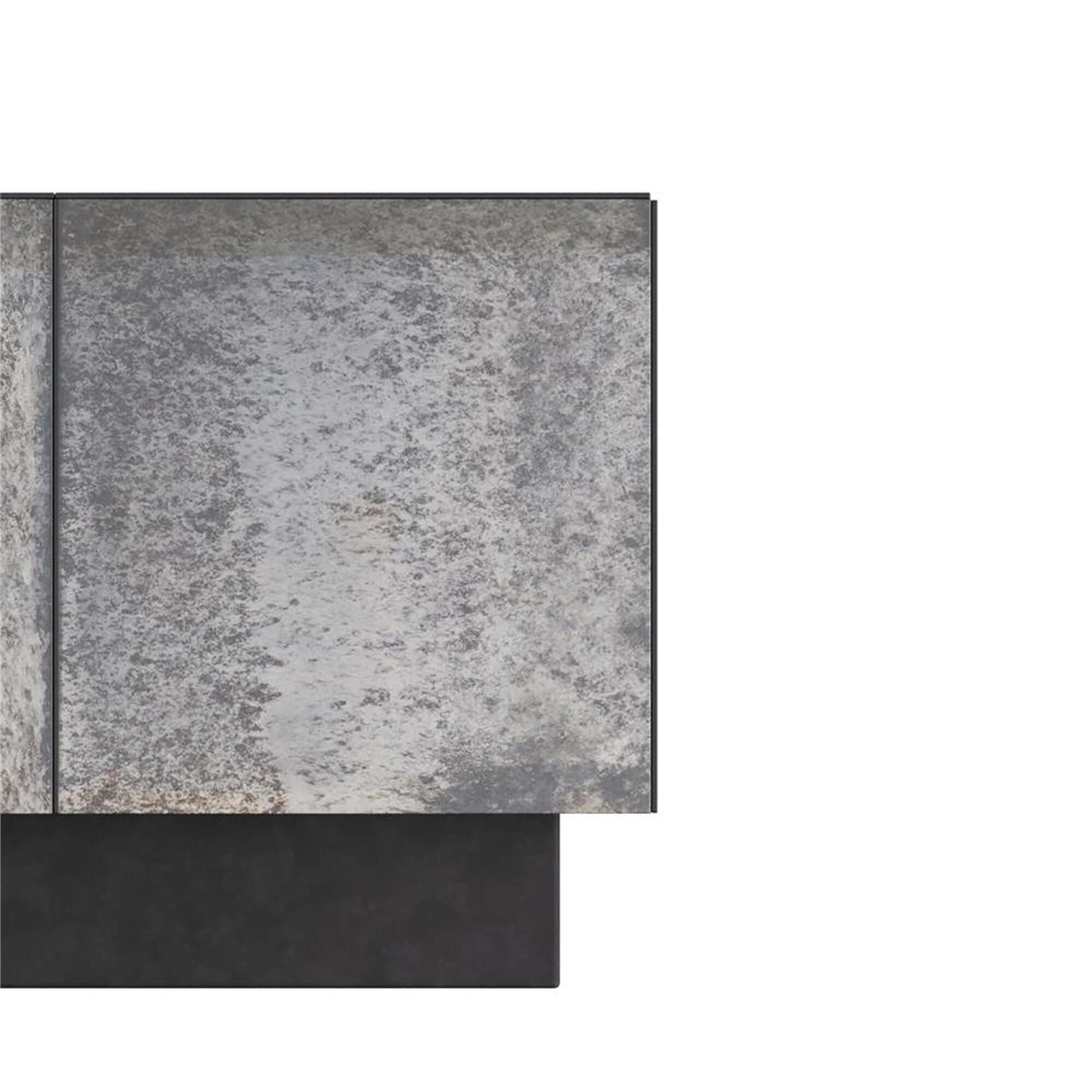 Shown in Antiqued Mirror finish