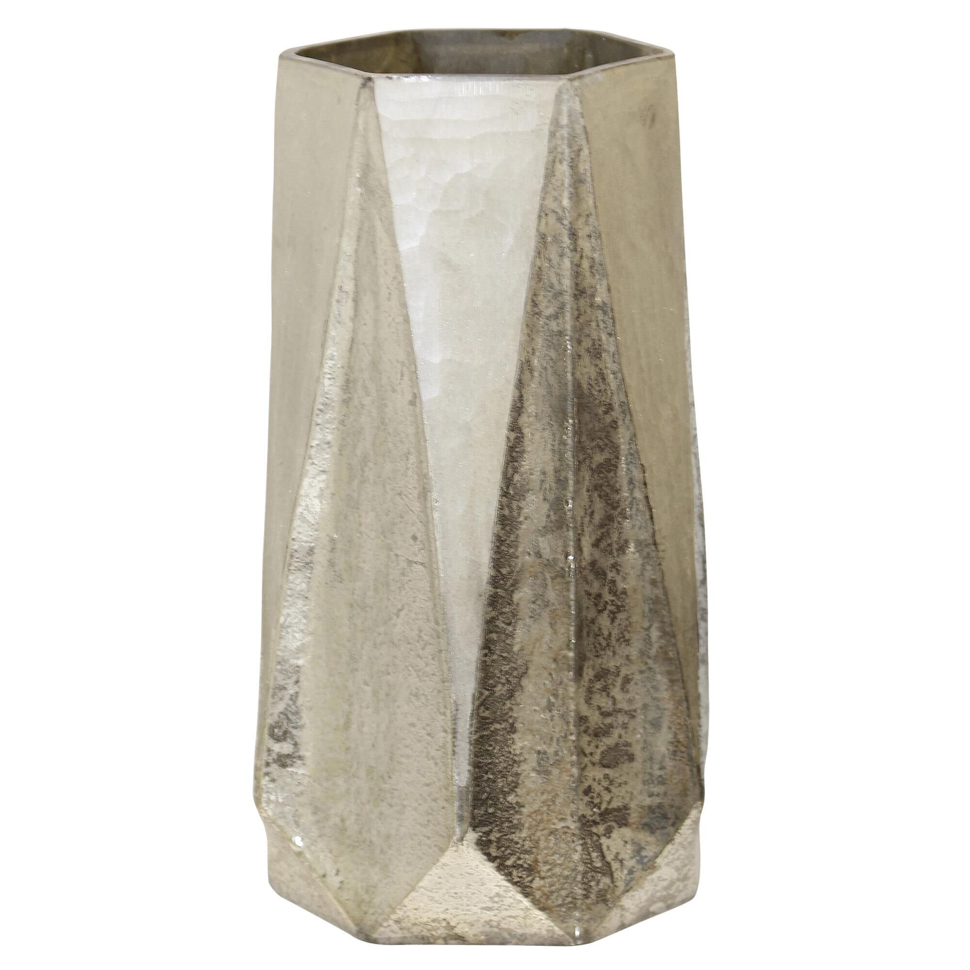 Shown in Silver Artifact finish