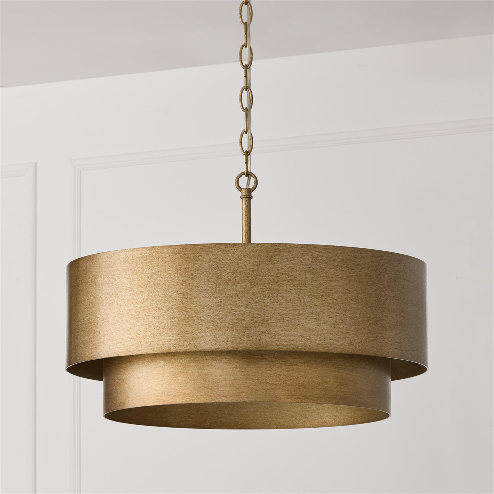Shown in Mystic Luster finish