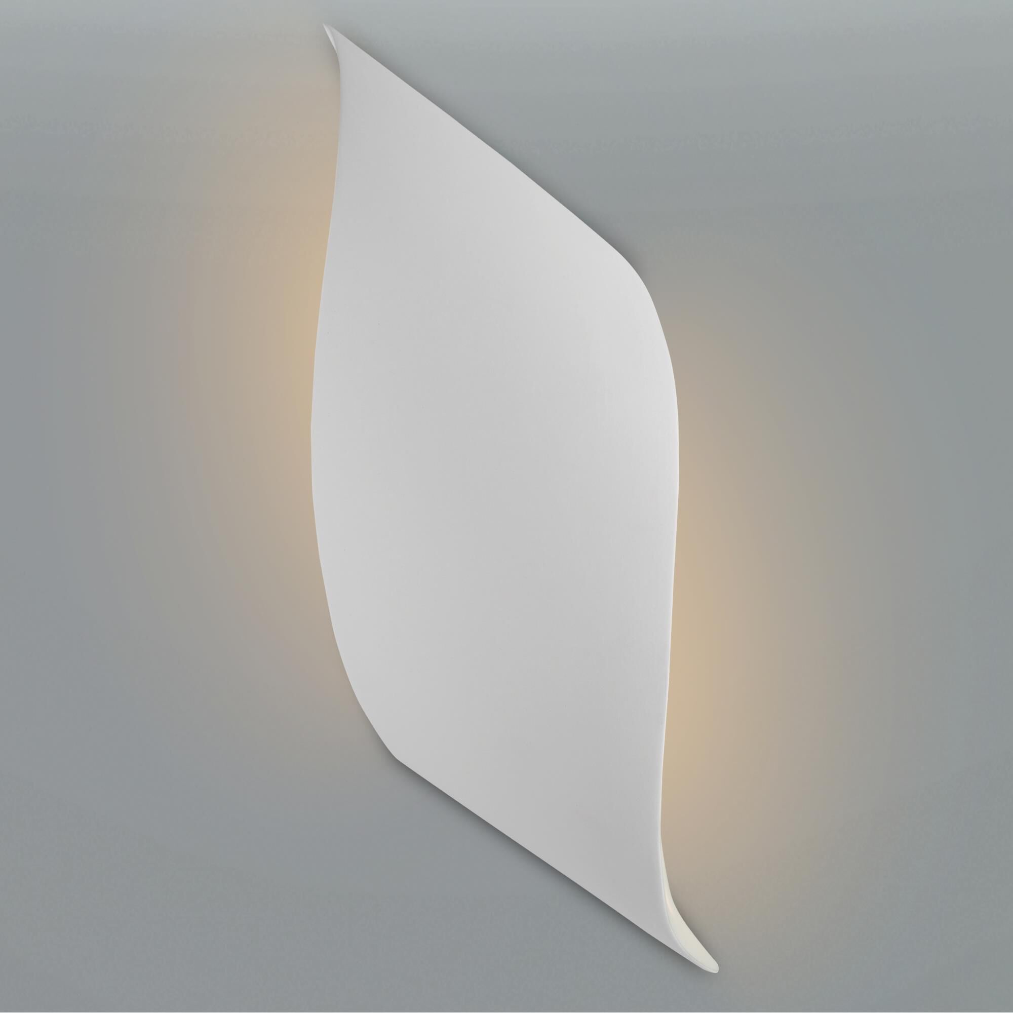 Shown in Bisque finish and Bisque shade