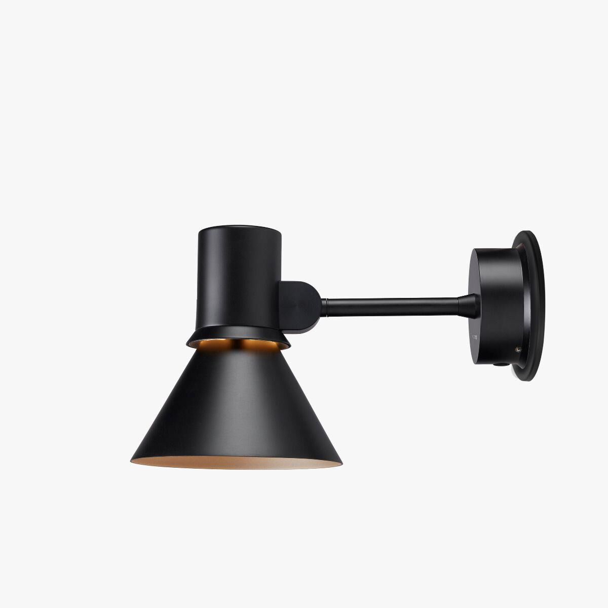 Shown in Matte Black finish and Aluminum shade