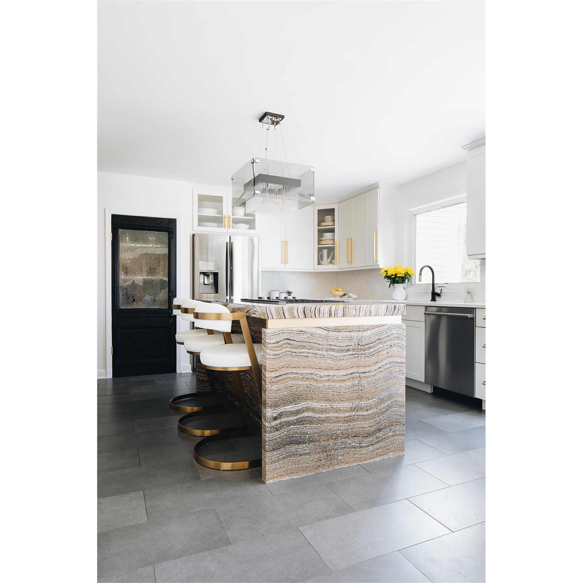 Apollo Small Chandelier,