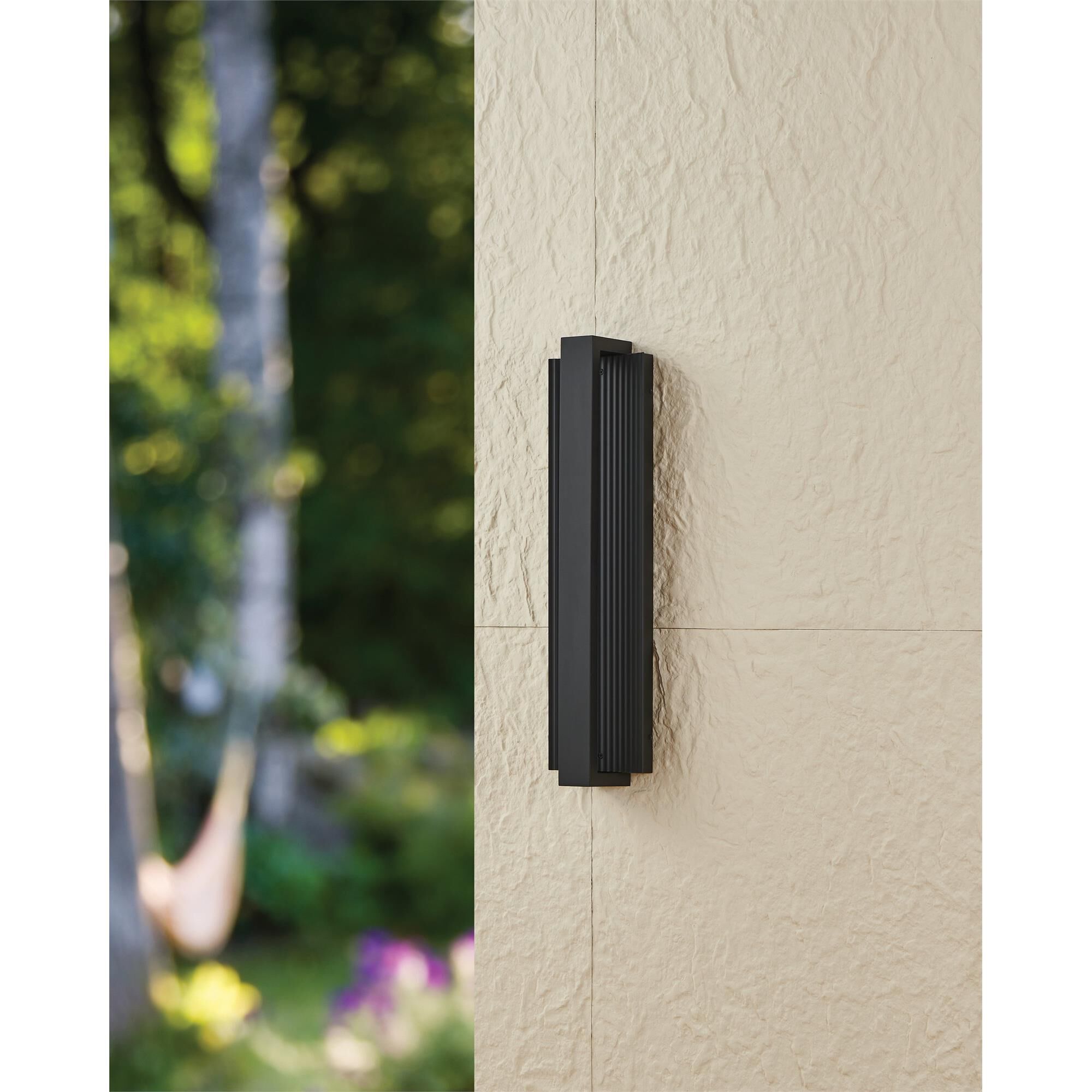 Shown in Matte Black finish and Clear Polycarbonate glass