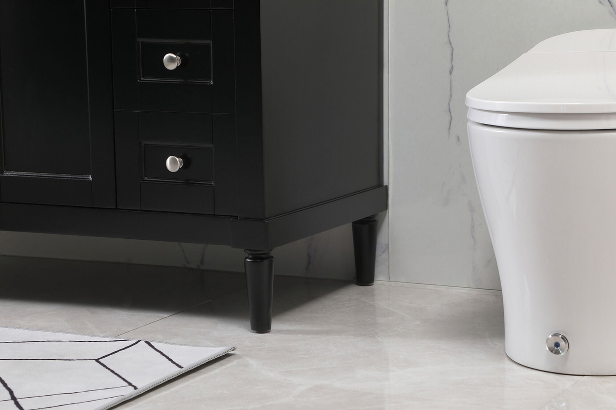 Shown in Black finish and No Backsplash accent