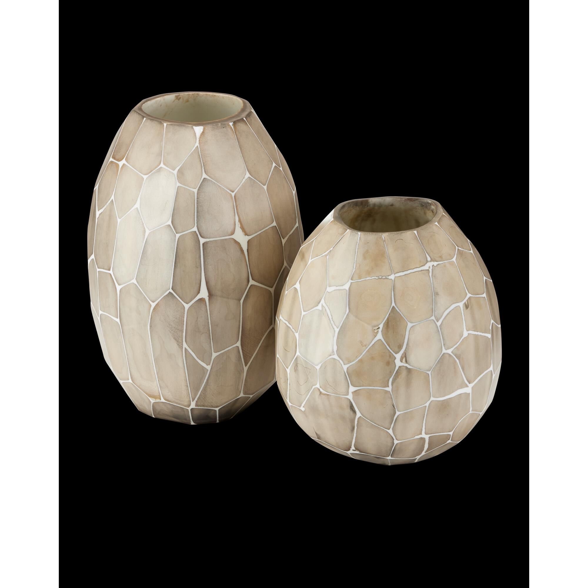 Runnell Vase-Urn by Currey and Company