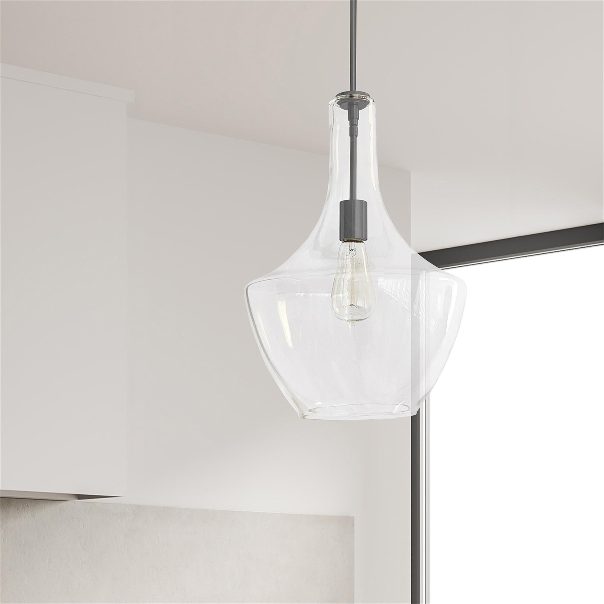 Shown in Clear and Matte Black finish and Clear Empire glass
