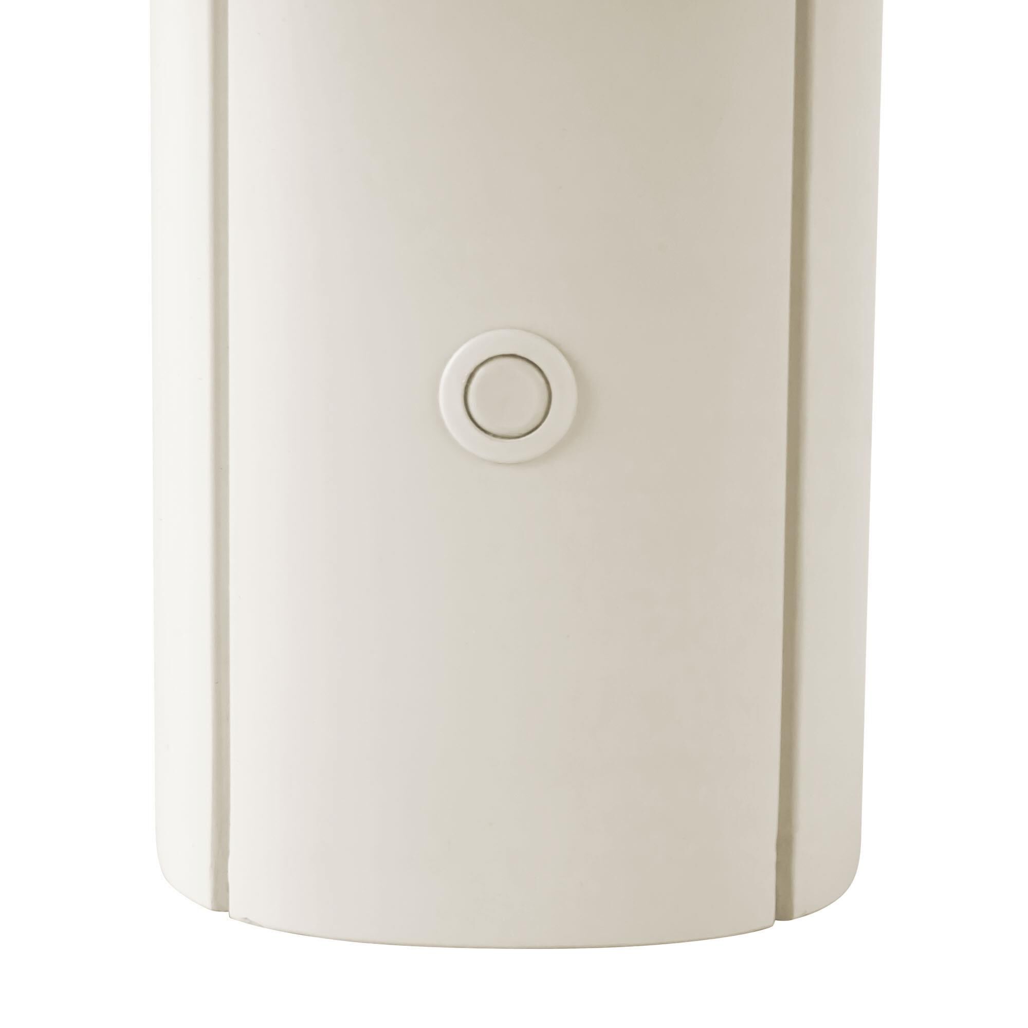 Shown in Pearl White finish and Frosted Acrylic Diffuser glass