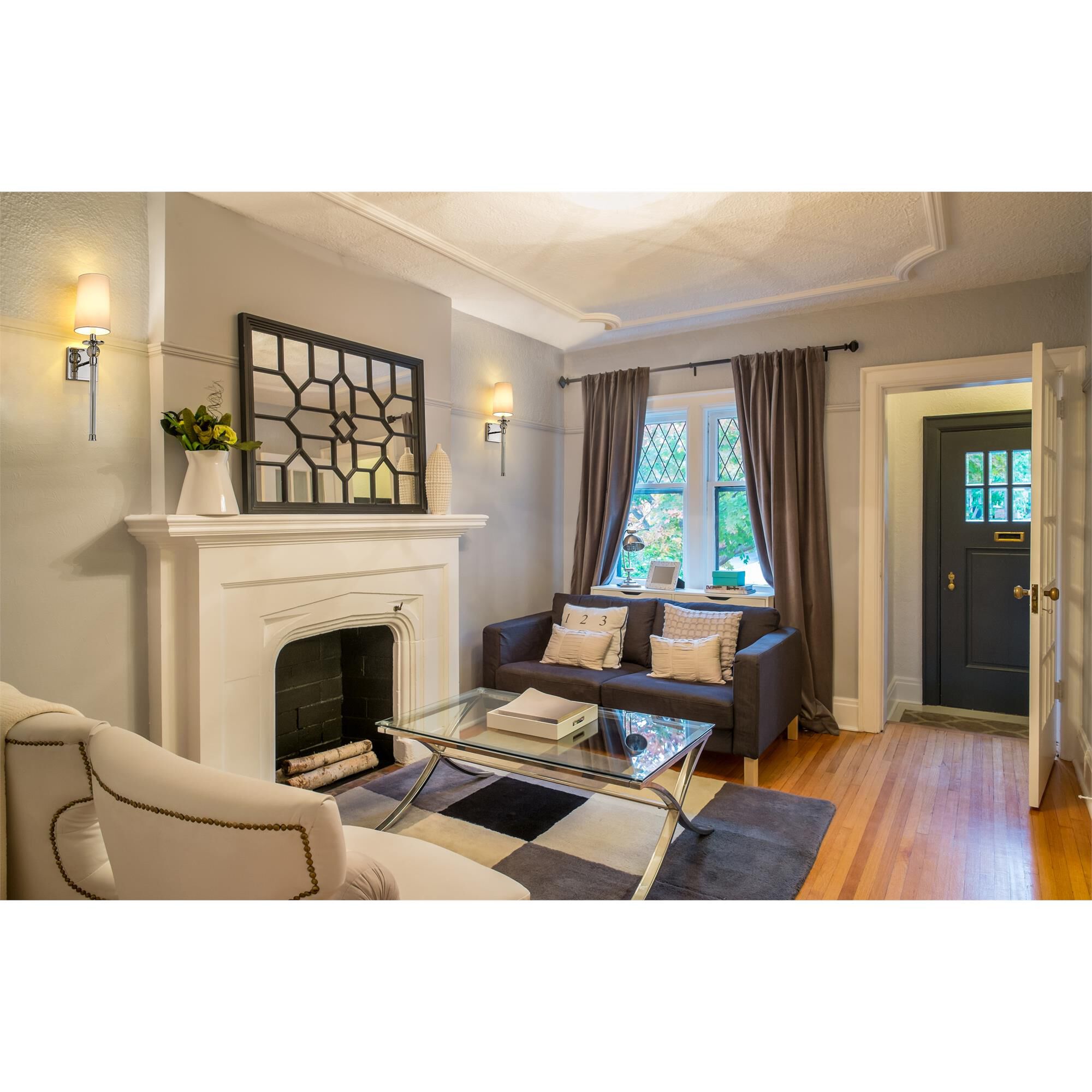 Shown in Polished Nickel finish and Fabric glass and Fabric shade