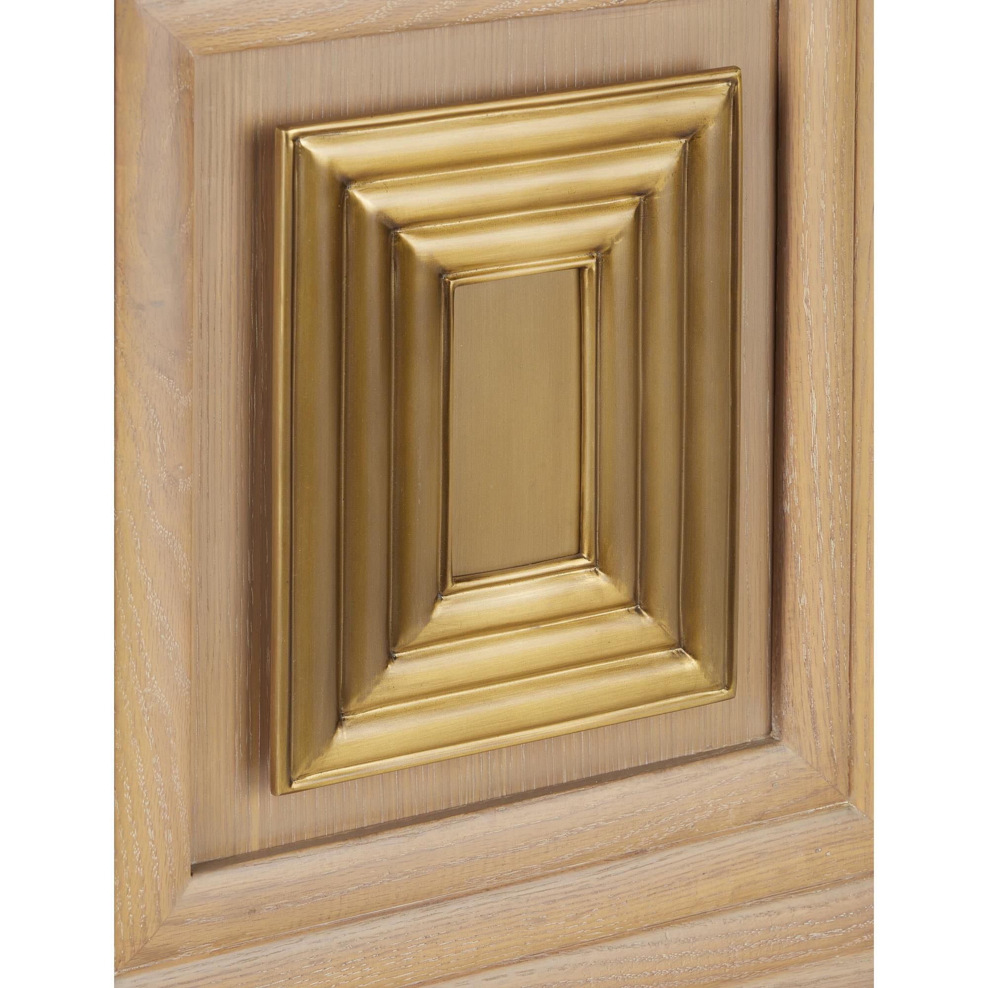 Shown in Washed Oak finish