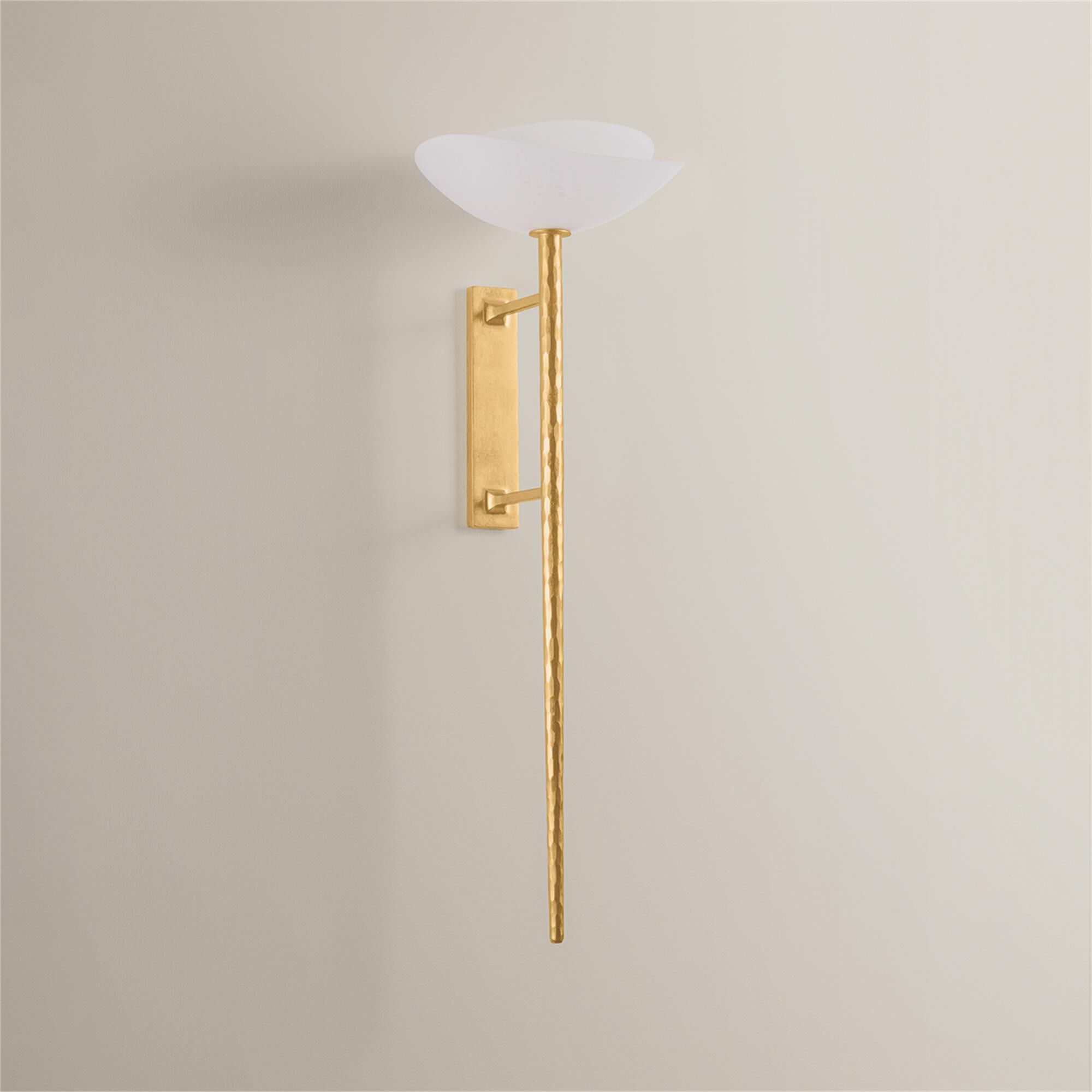 Shown in Vintage Gold Leaf finish and Matte Cloud Seeded glass