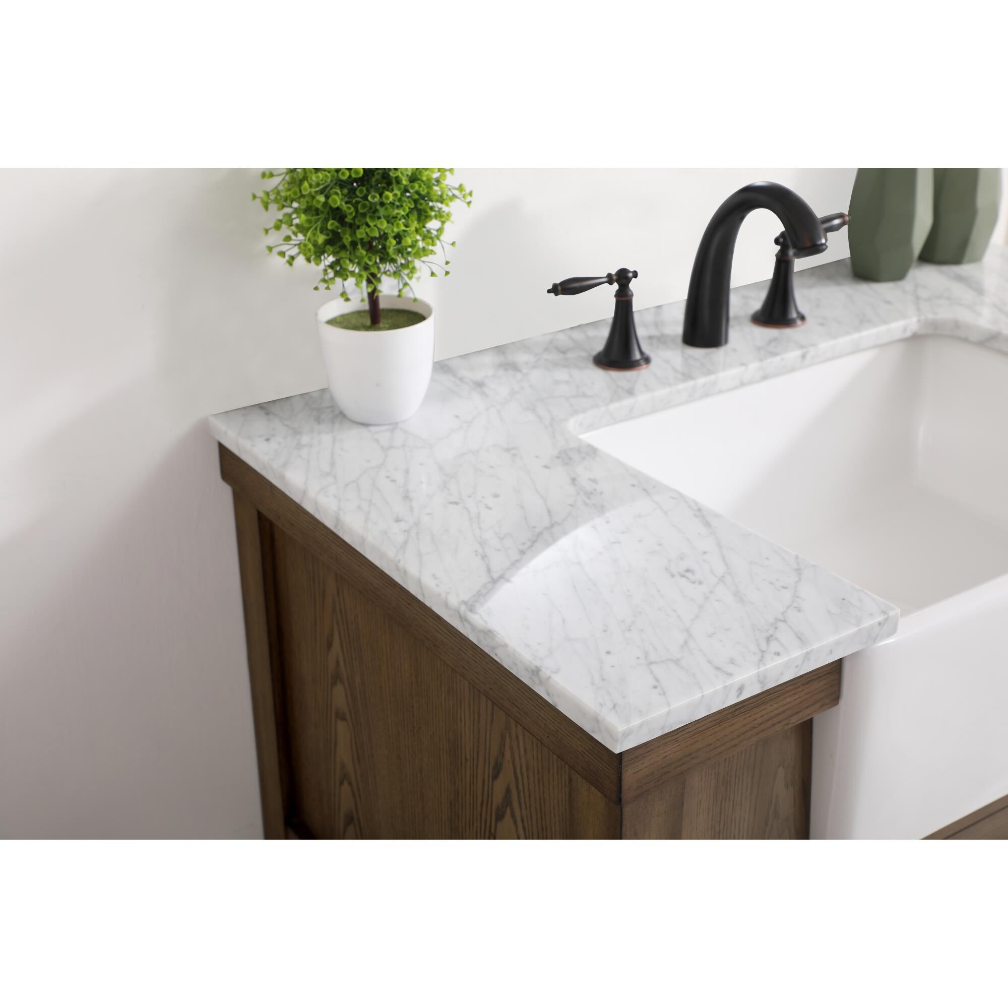 Shown in Driftwood finish and Without Backsplash accent