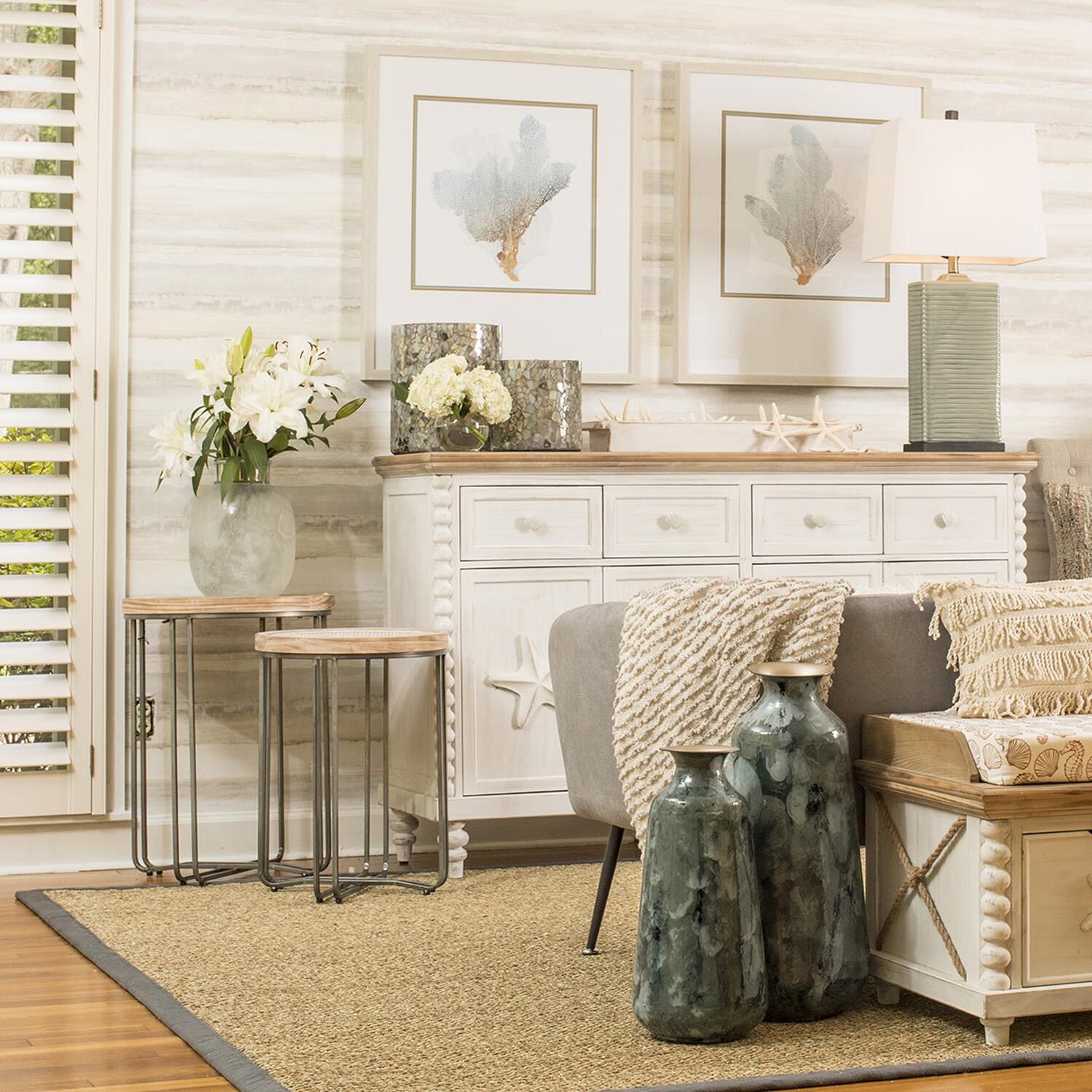 Shown in Black, Washed Ivory, Tan finish