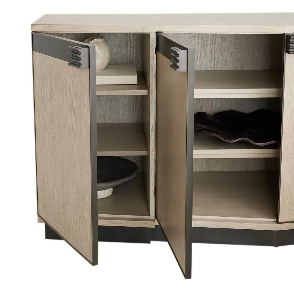 Shown in Smoke finish