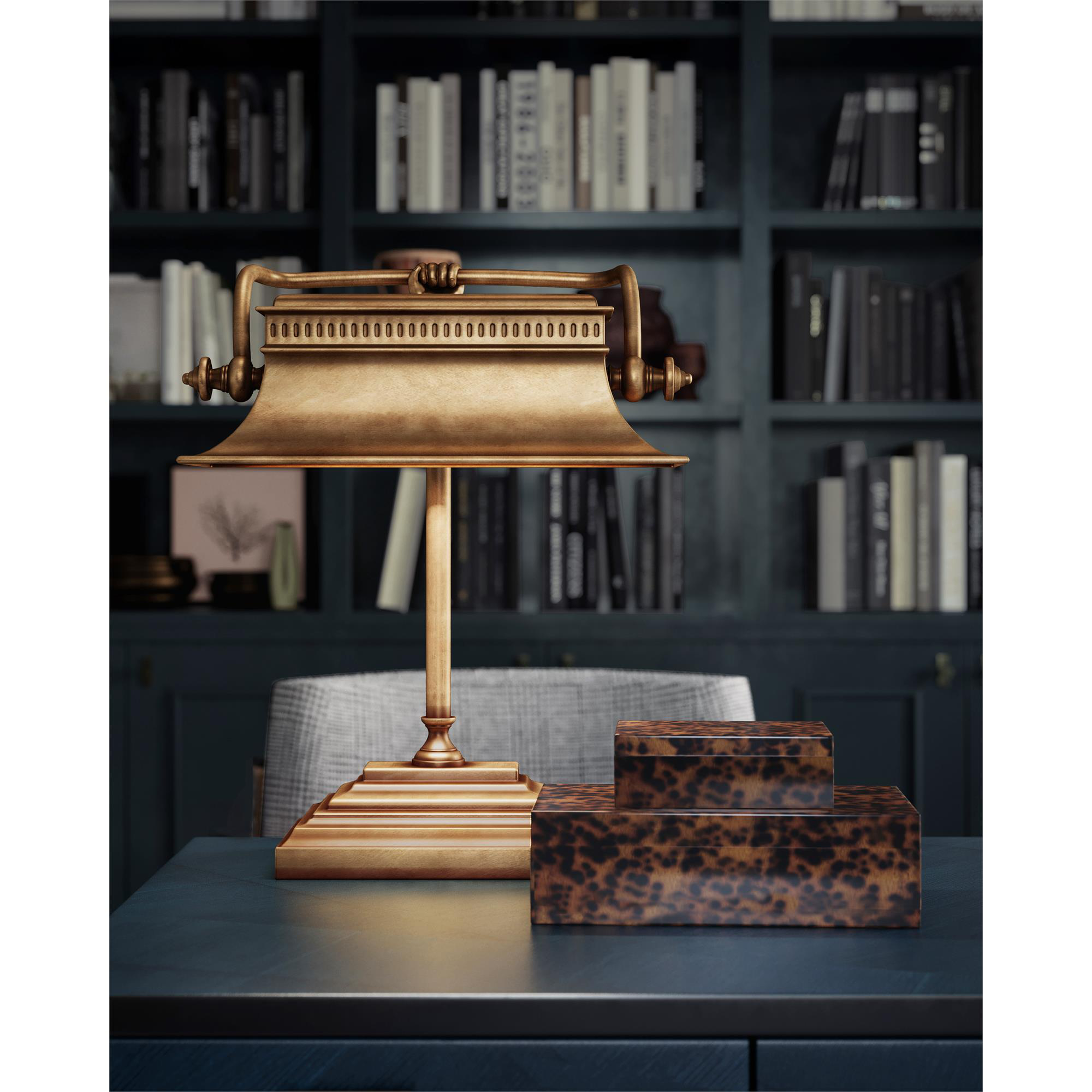 Bunny Williams Malvasia Medium Desk Lamp,