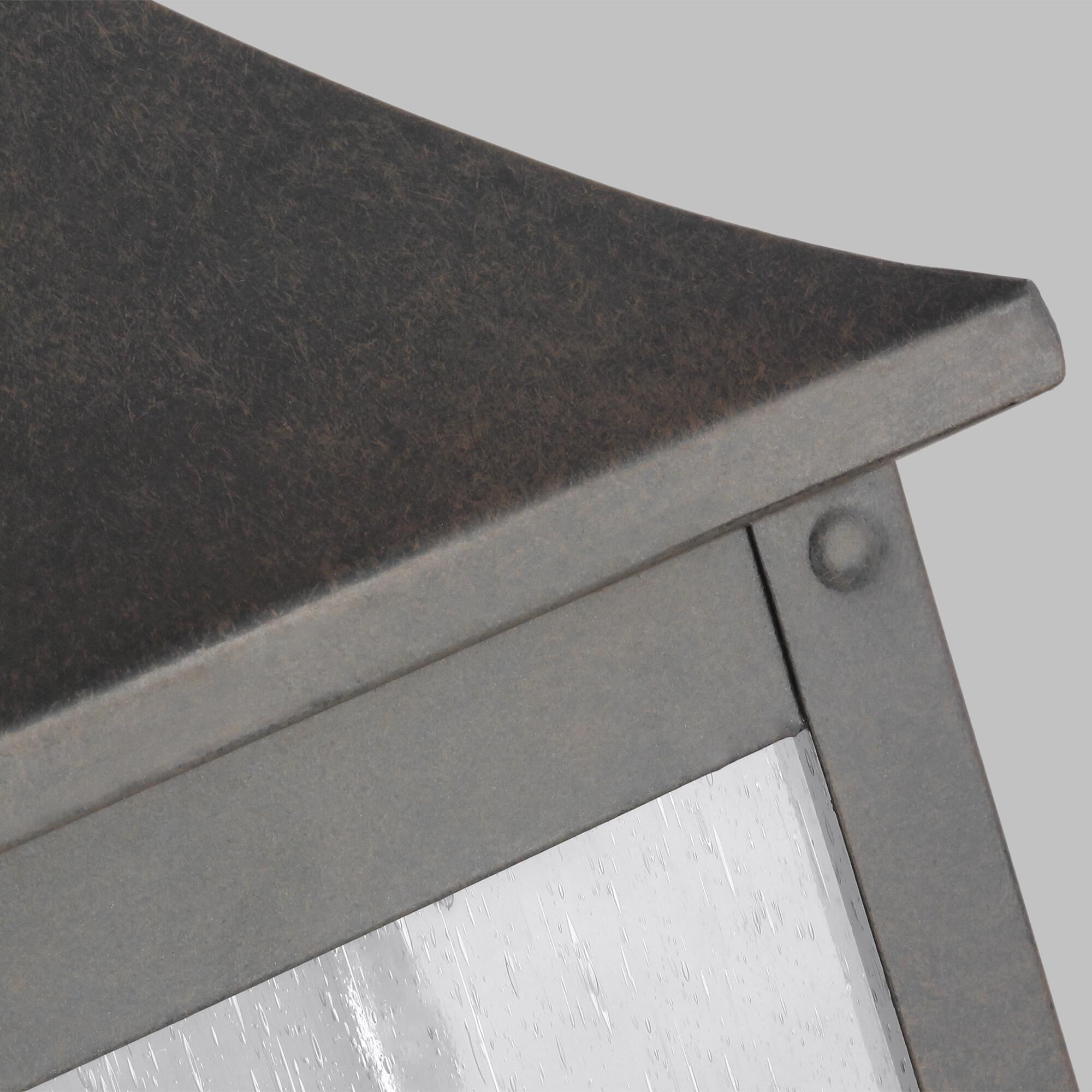 Shown in Sable finish and Clear glass