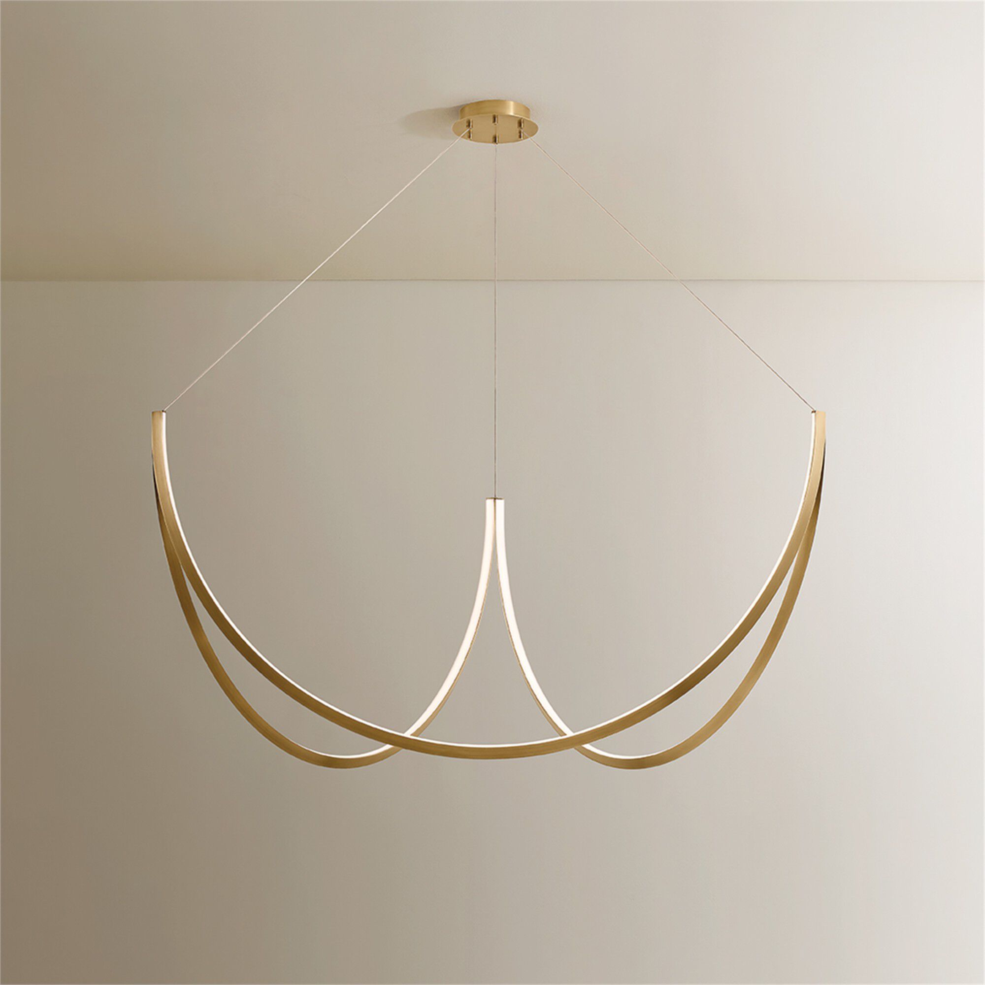 Claddon Grand Chandelier,