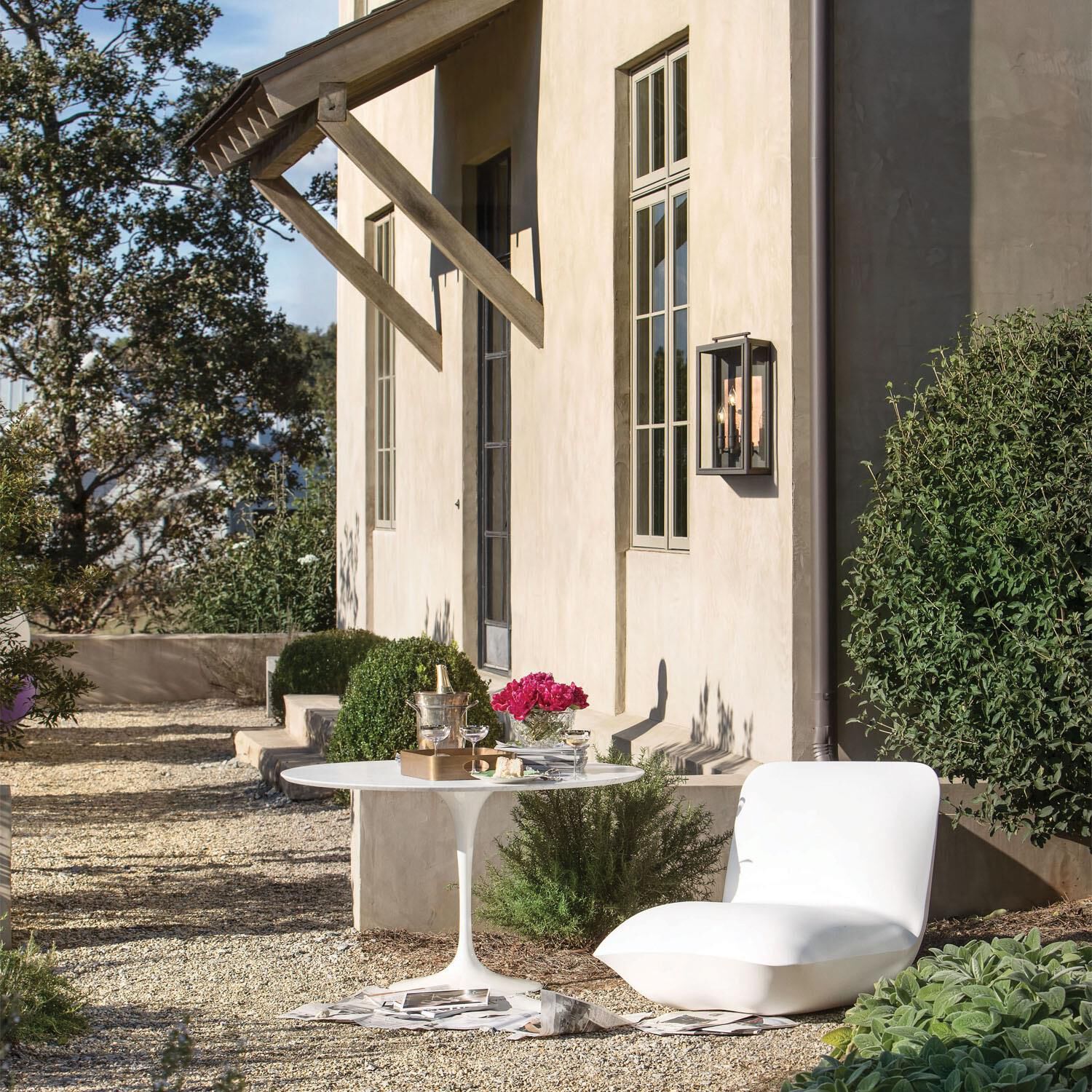 Shown in Oil Rubbed Bronze finish and Clear glass