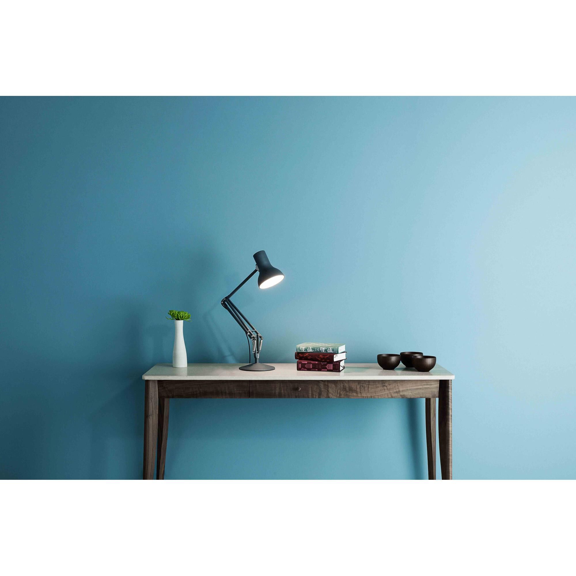 Shown in Slate Grey finish and Aluminum shade