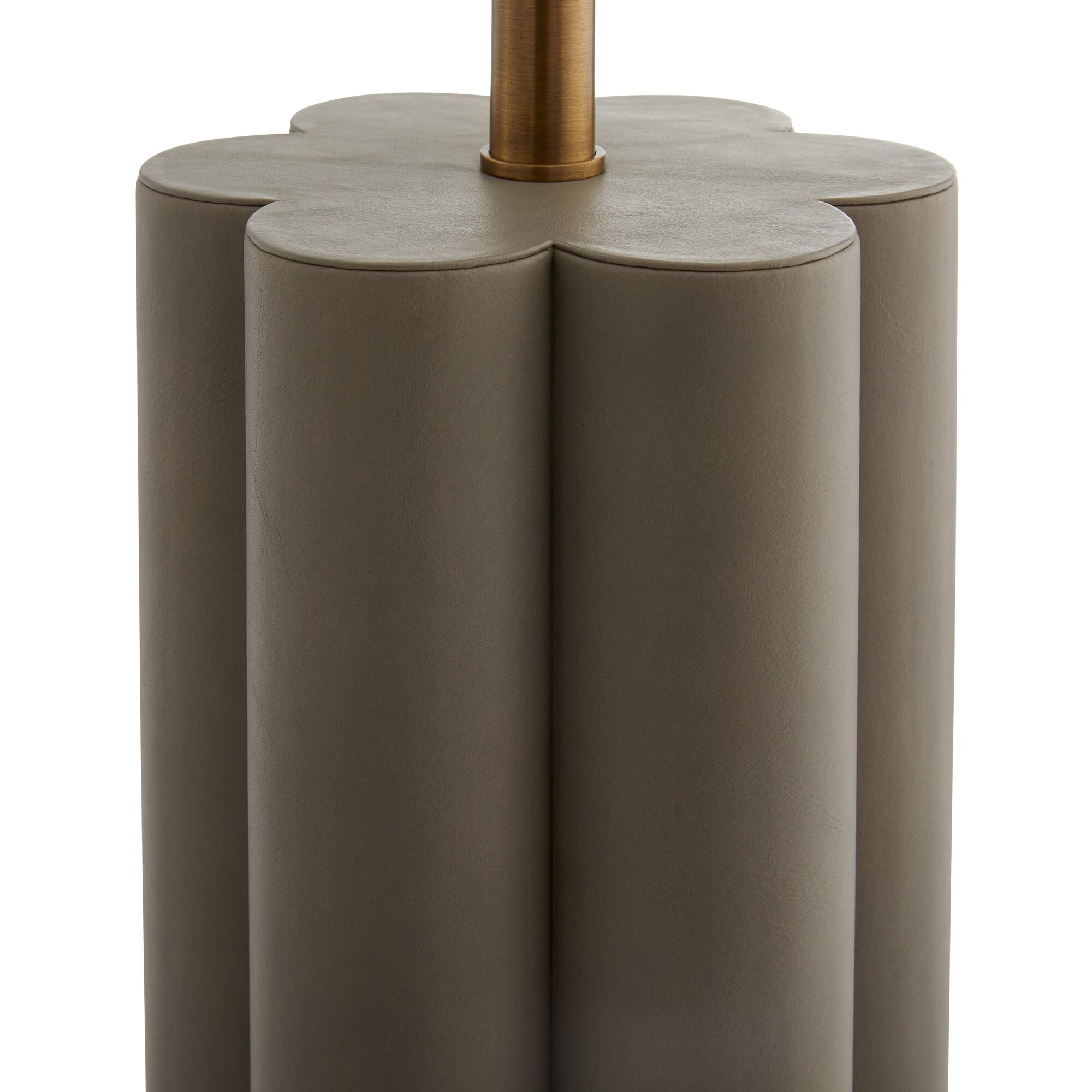 Shown in Dove finish and Microfiber shade