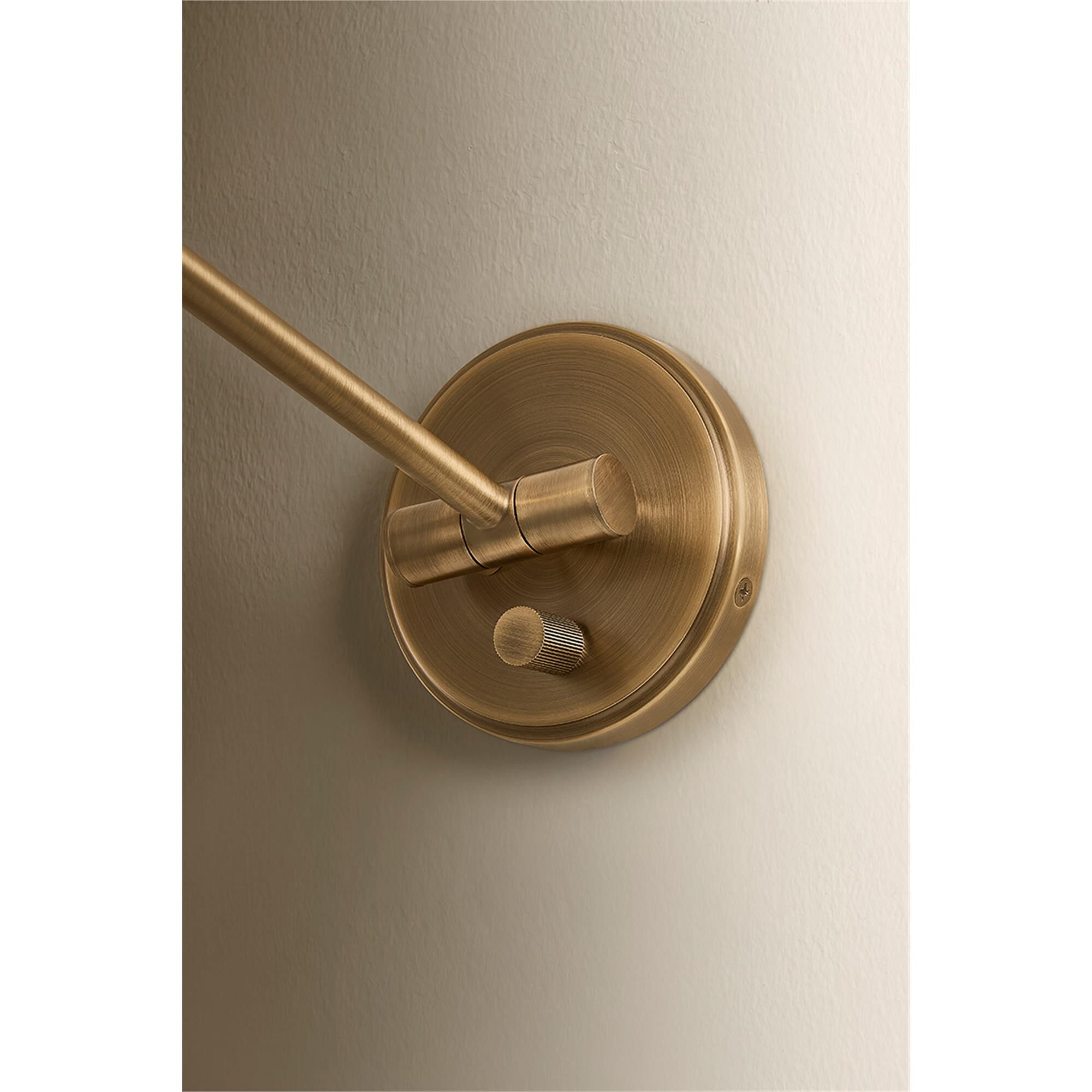 Andersen Medium Wall Sconce,