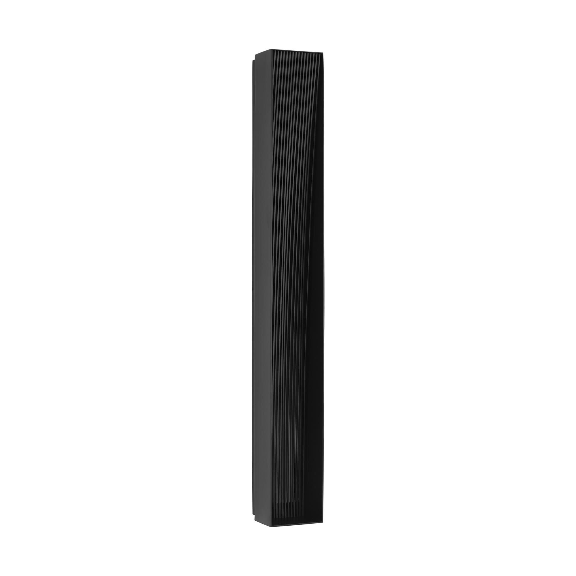Shown in Outdoor Black finish and Aluminum shade